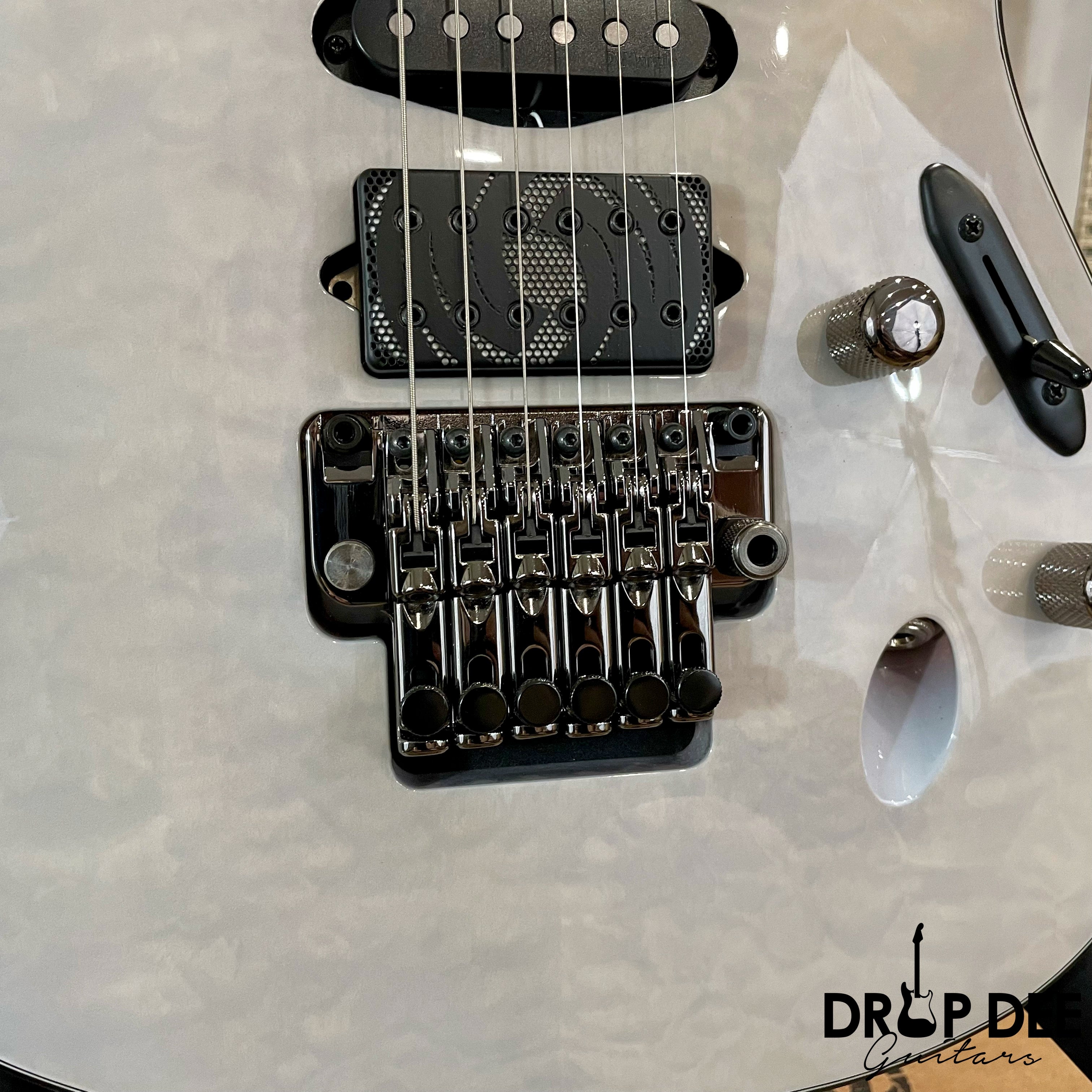 Ibanez Nita Strauss Signature JIVAX2 Electric Guitar w/ Case