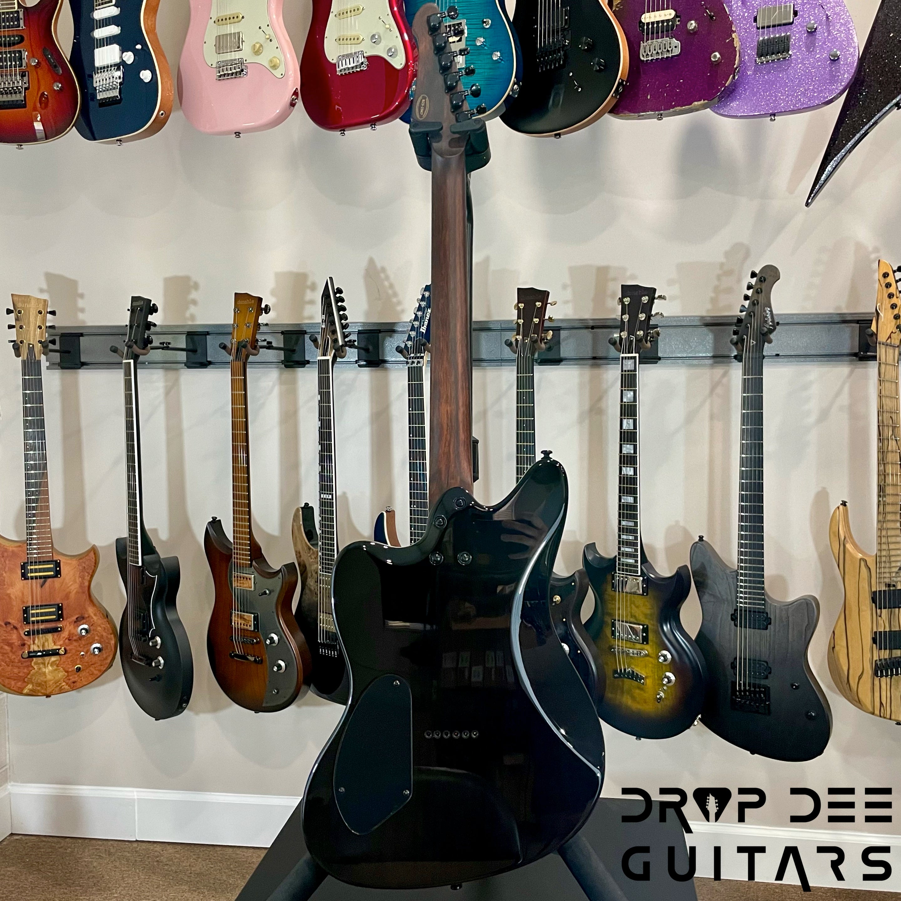 Balaguer DDG Exclusive Select Series Growler Electric Guitar w/ Bag (1947)