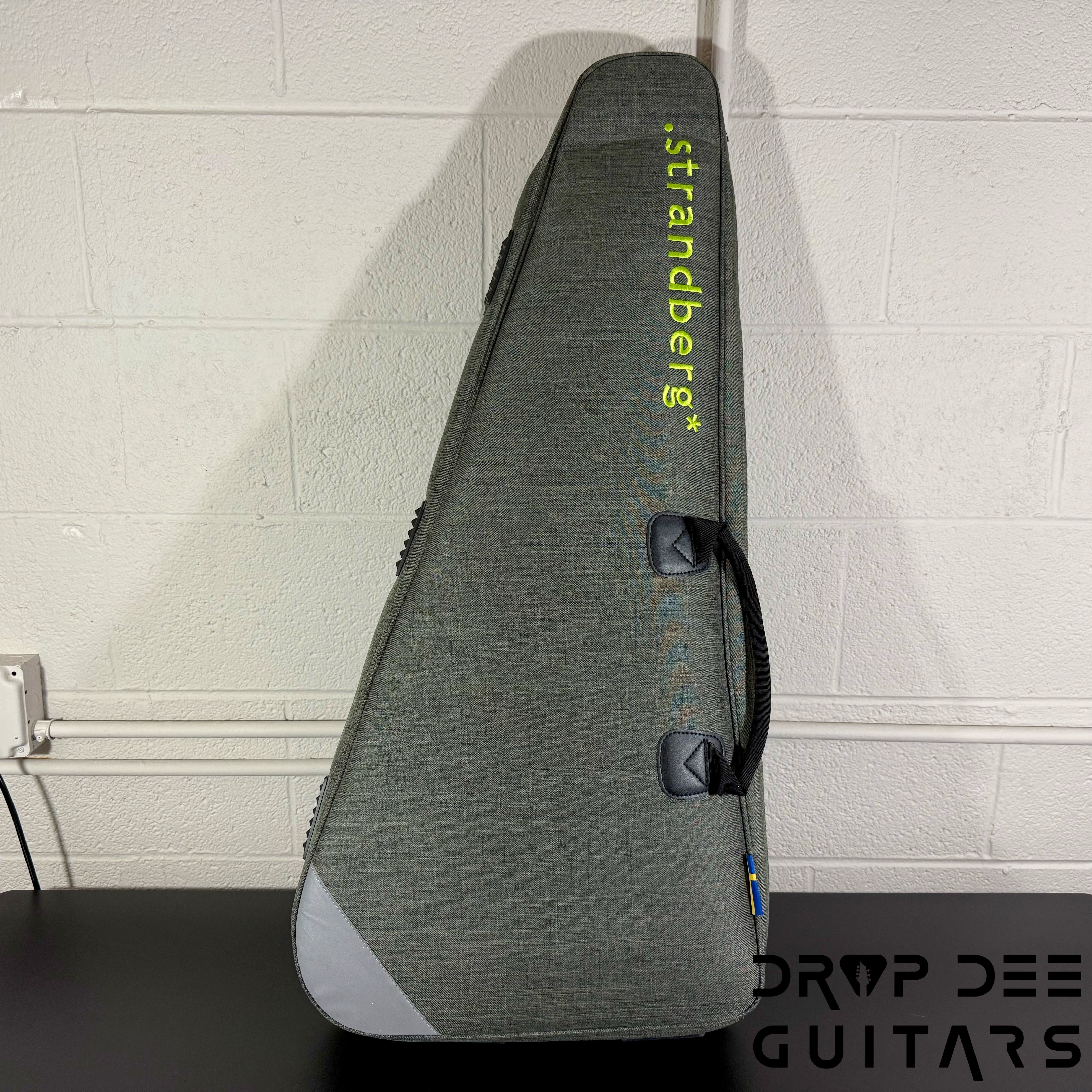 Strandberg Boden Singularity NX 7 Pitch Black 7-String Multiscale Headless Electric Guitar w/ Bag - Pitch Black