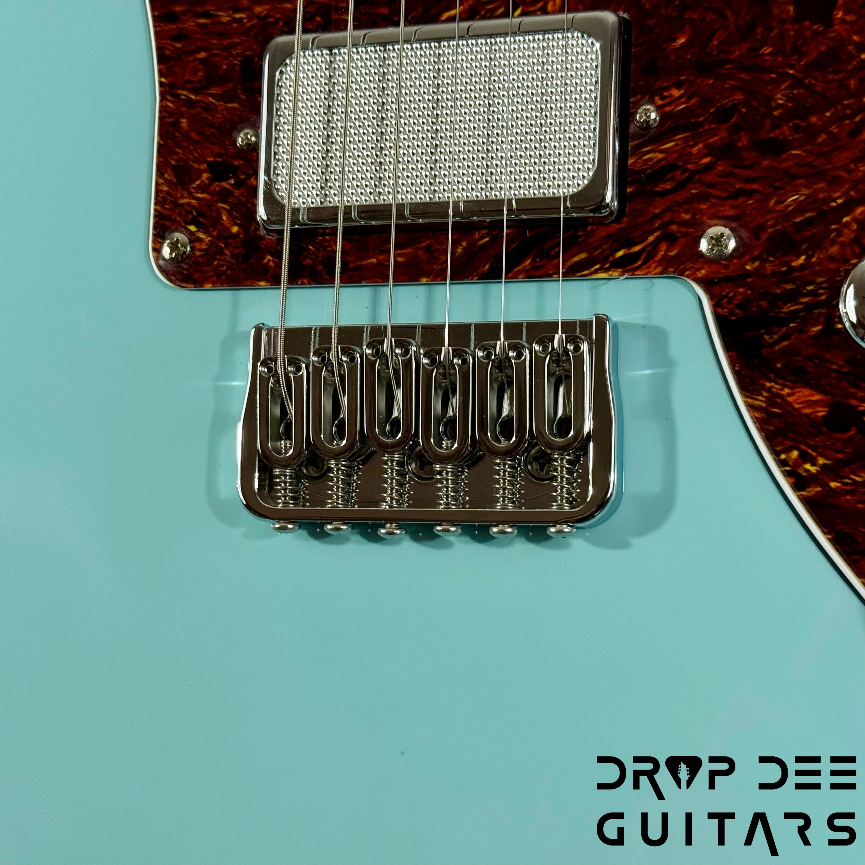 Balaguer 10th Anniversary Growler Classic Electric Guitar w/ Case - Sky Blue Gloss