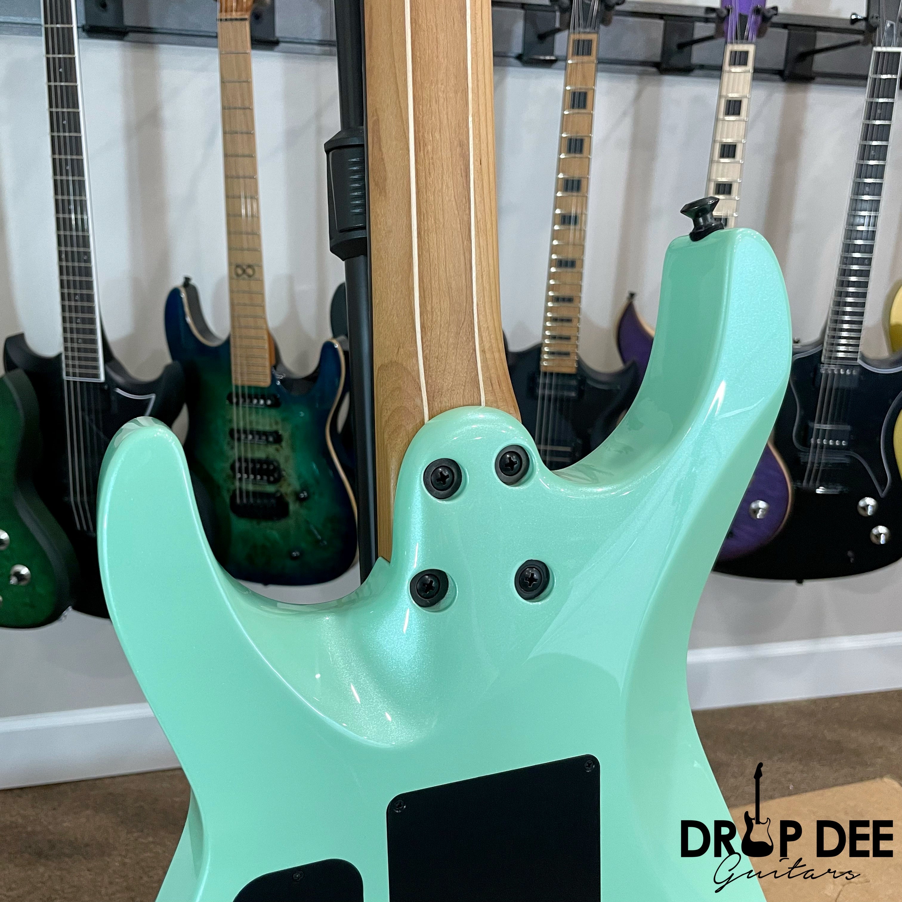 Jackson American Series Virtuoso Electric Guitar w/ Case