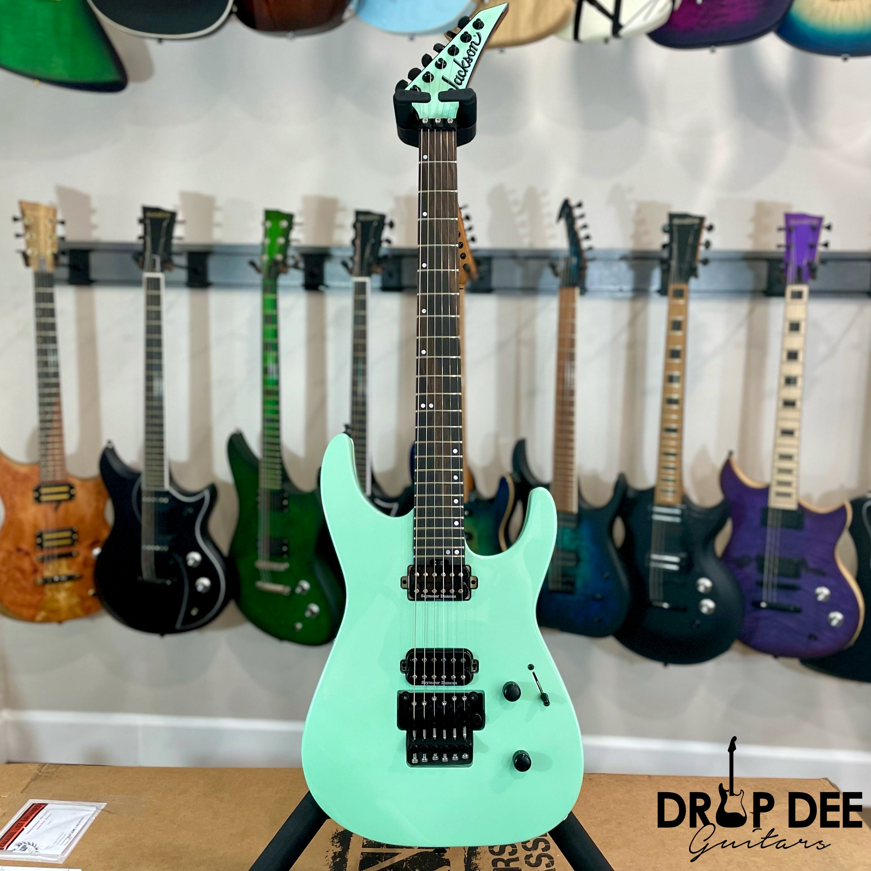 Jackson American Series Virtuoso Electric Guitar w/ Case