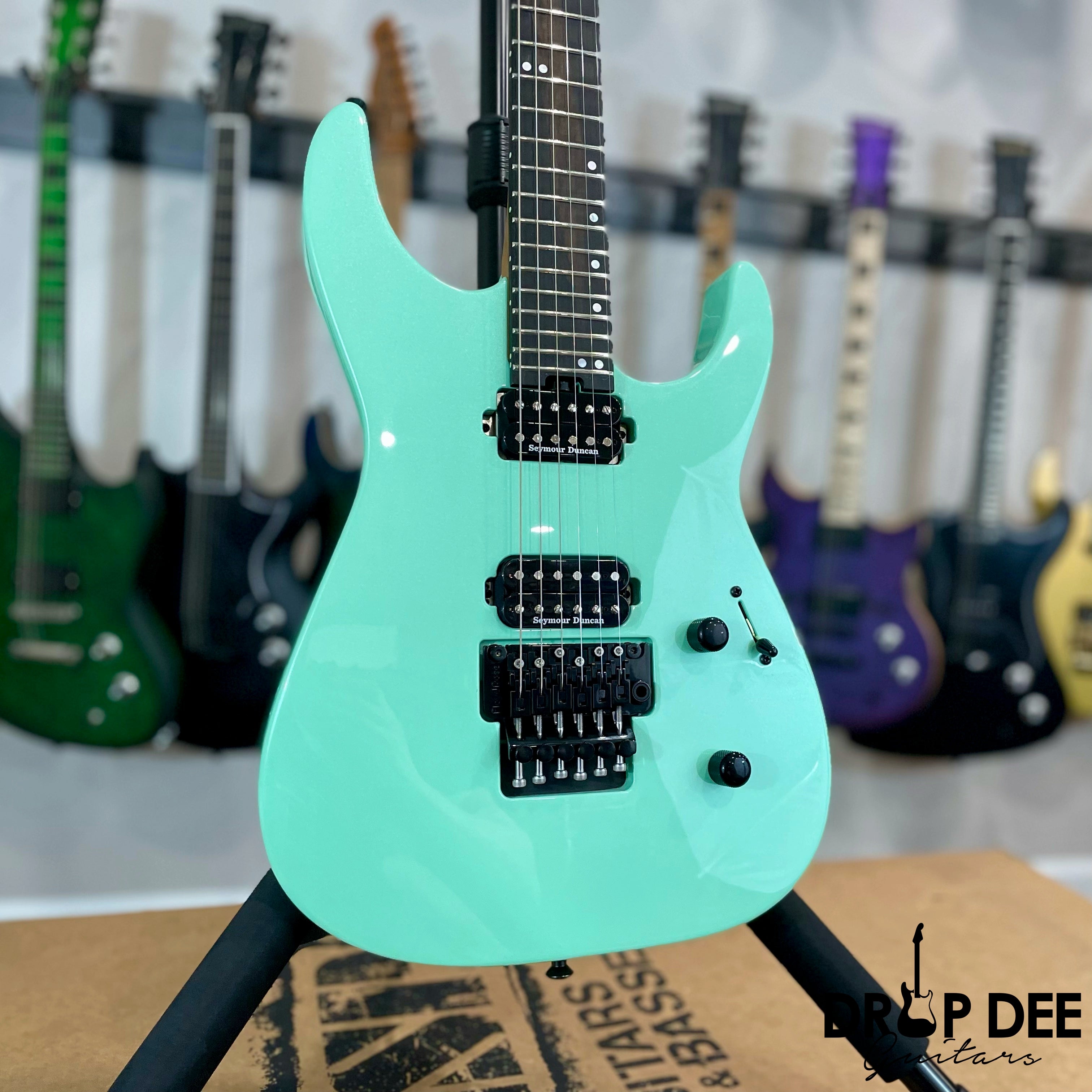 Jackson American Series Virtuoso Electric Guitar w/ Case