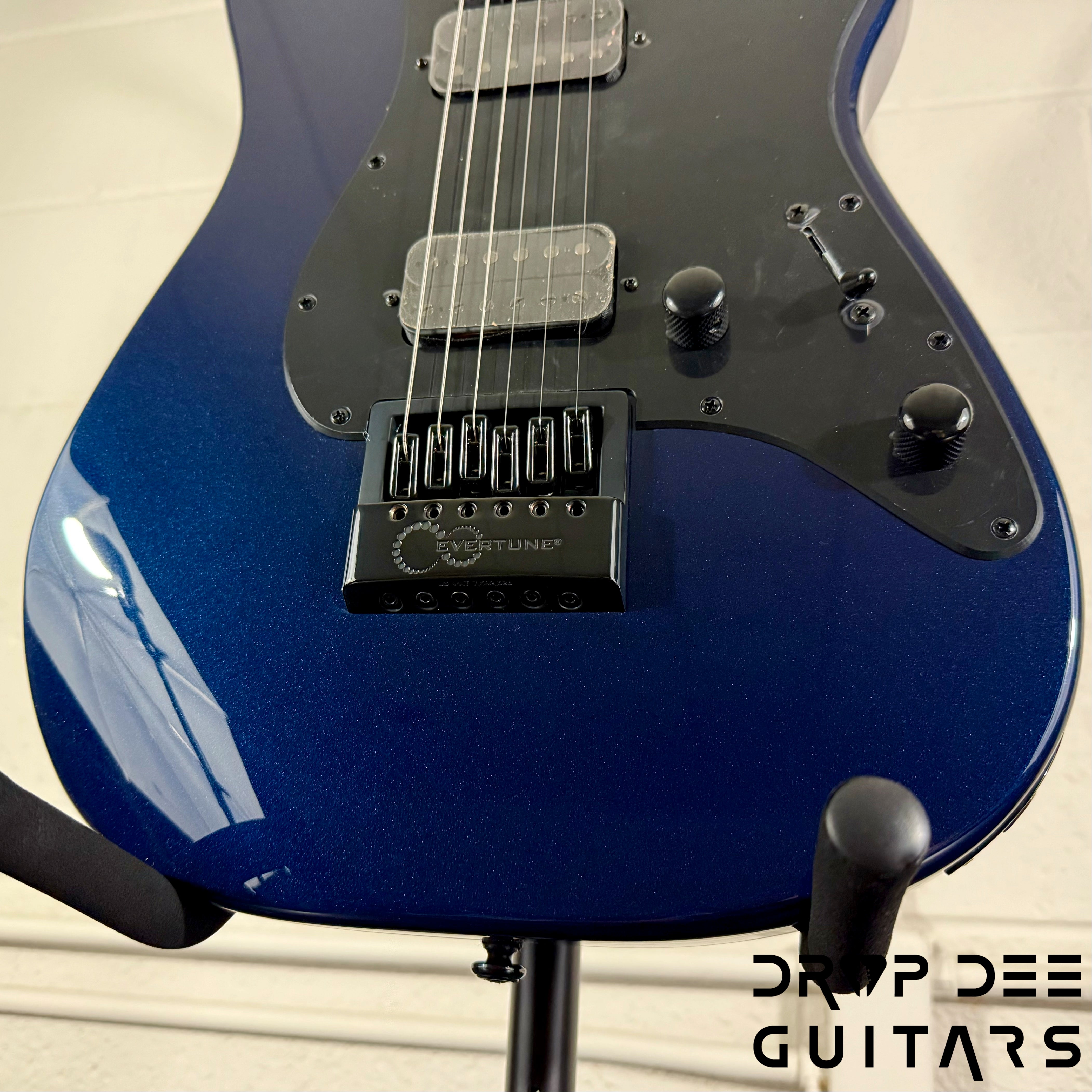 Charvel Pro-Mod Plus So-Cal Style 1 HH Evertune Electric Guitar w/ Bag