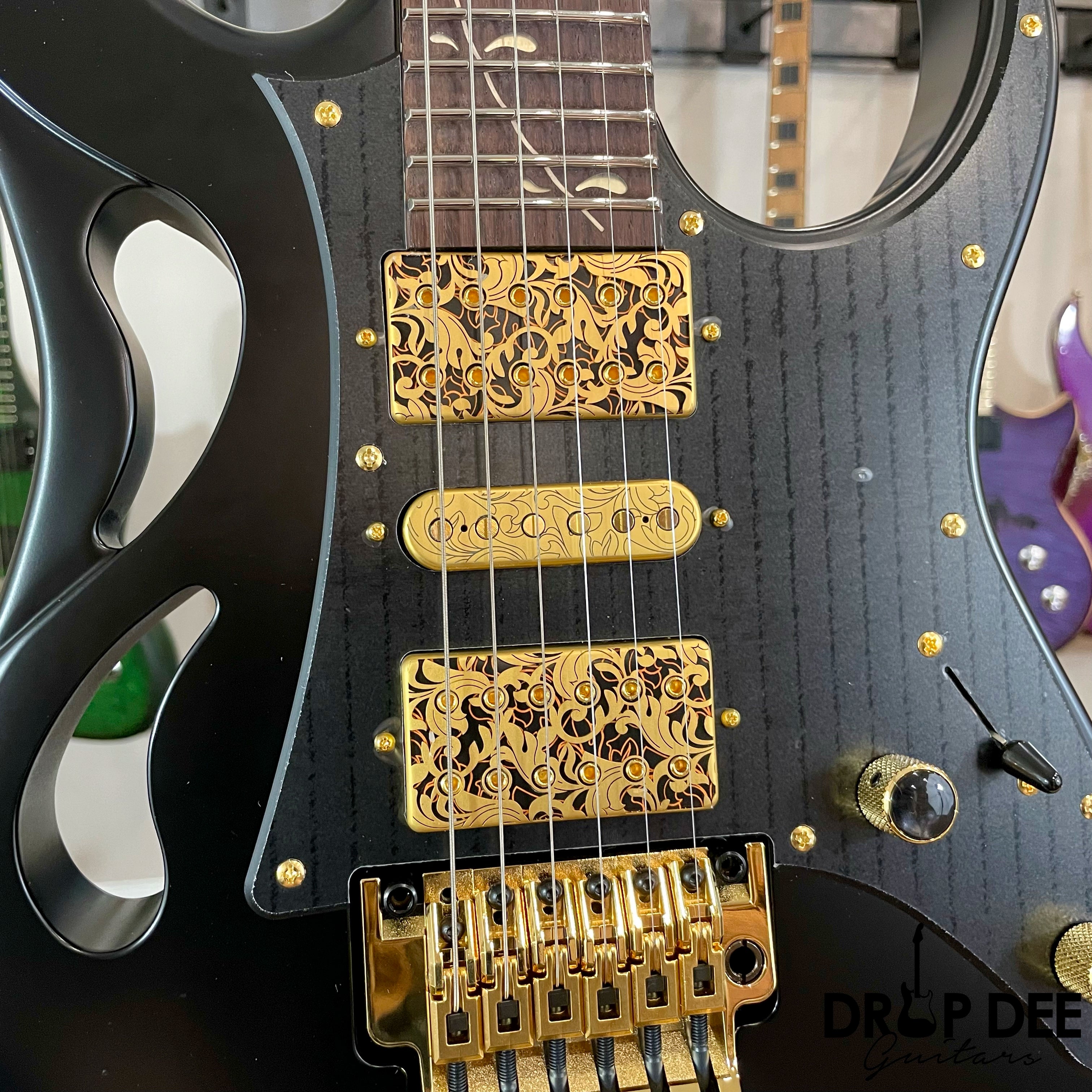 Ibanez Steve Vai Signature PIA3761XB Electric Guitar w/ Case