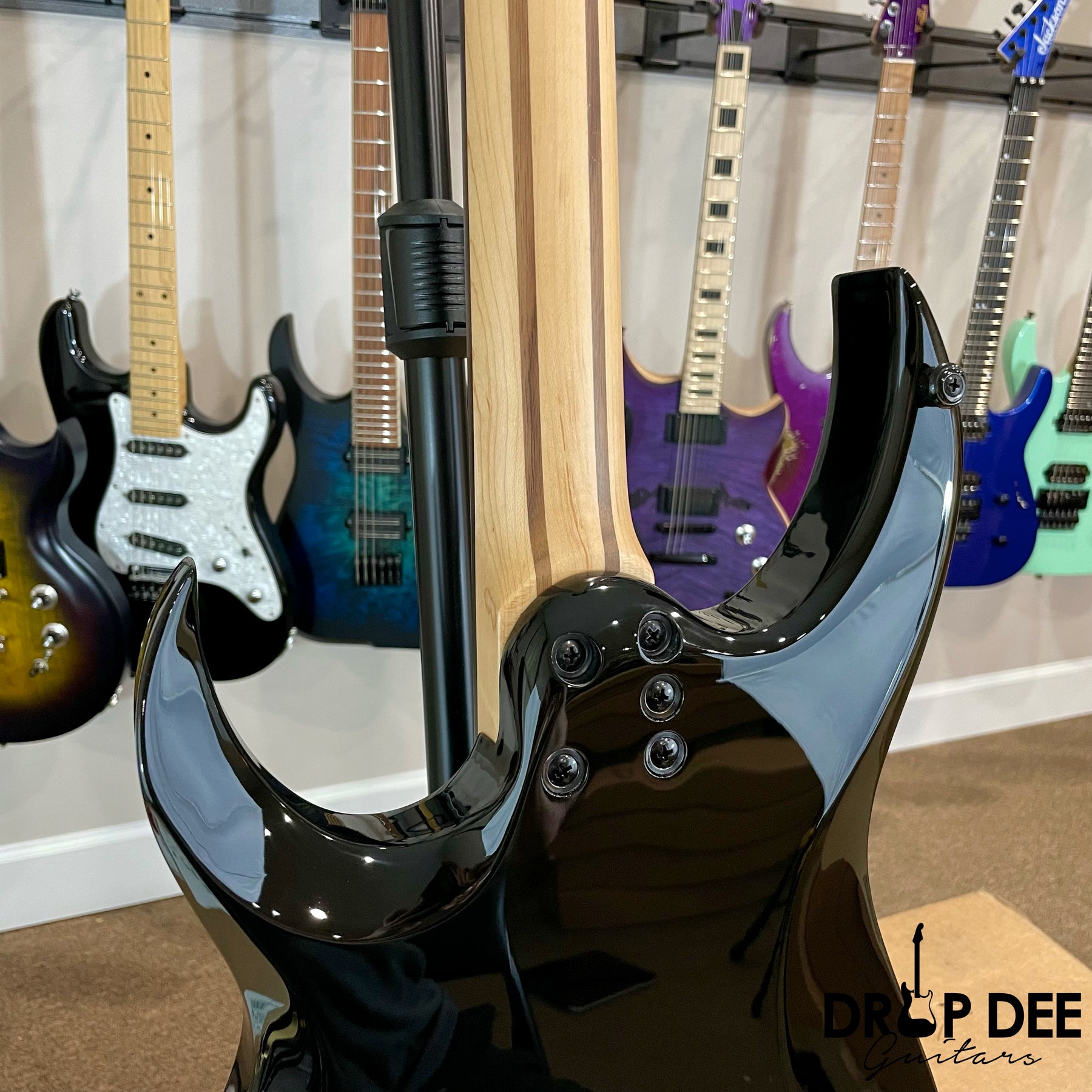 Schecter Sunset-6 Triad Electric Guitar