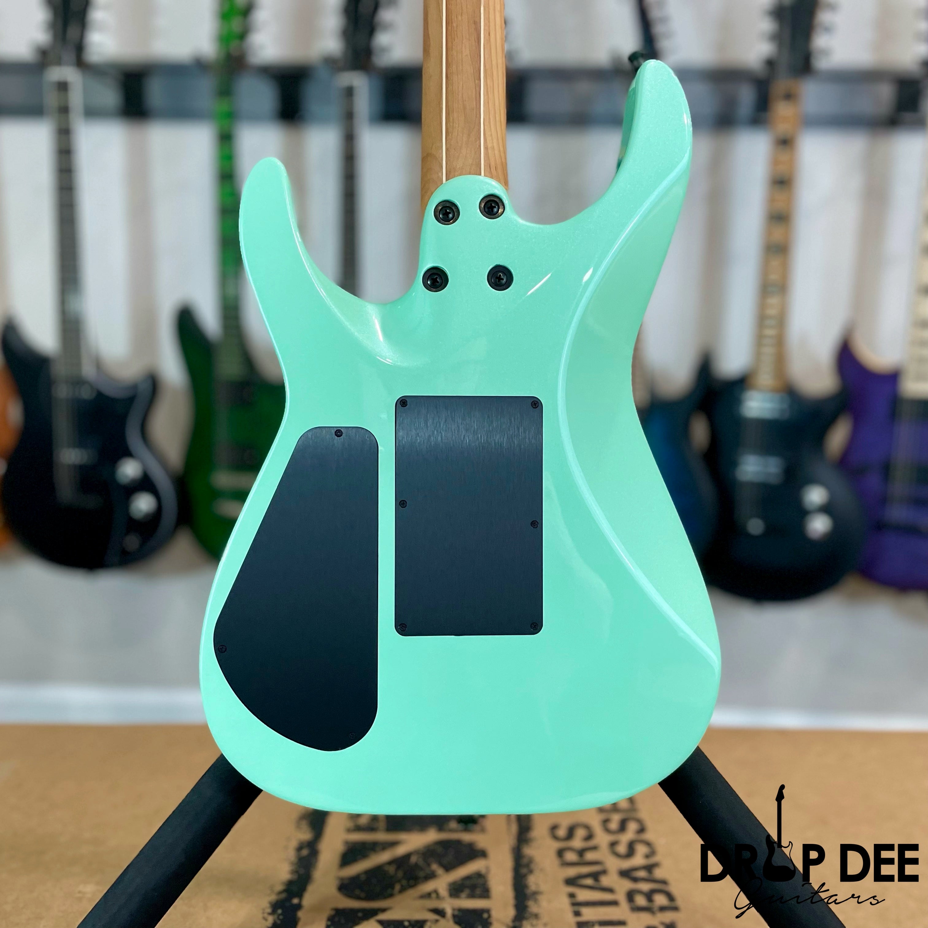 Jackson American Series Virtuoso Electric Guitar w/ Case