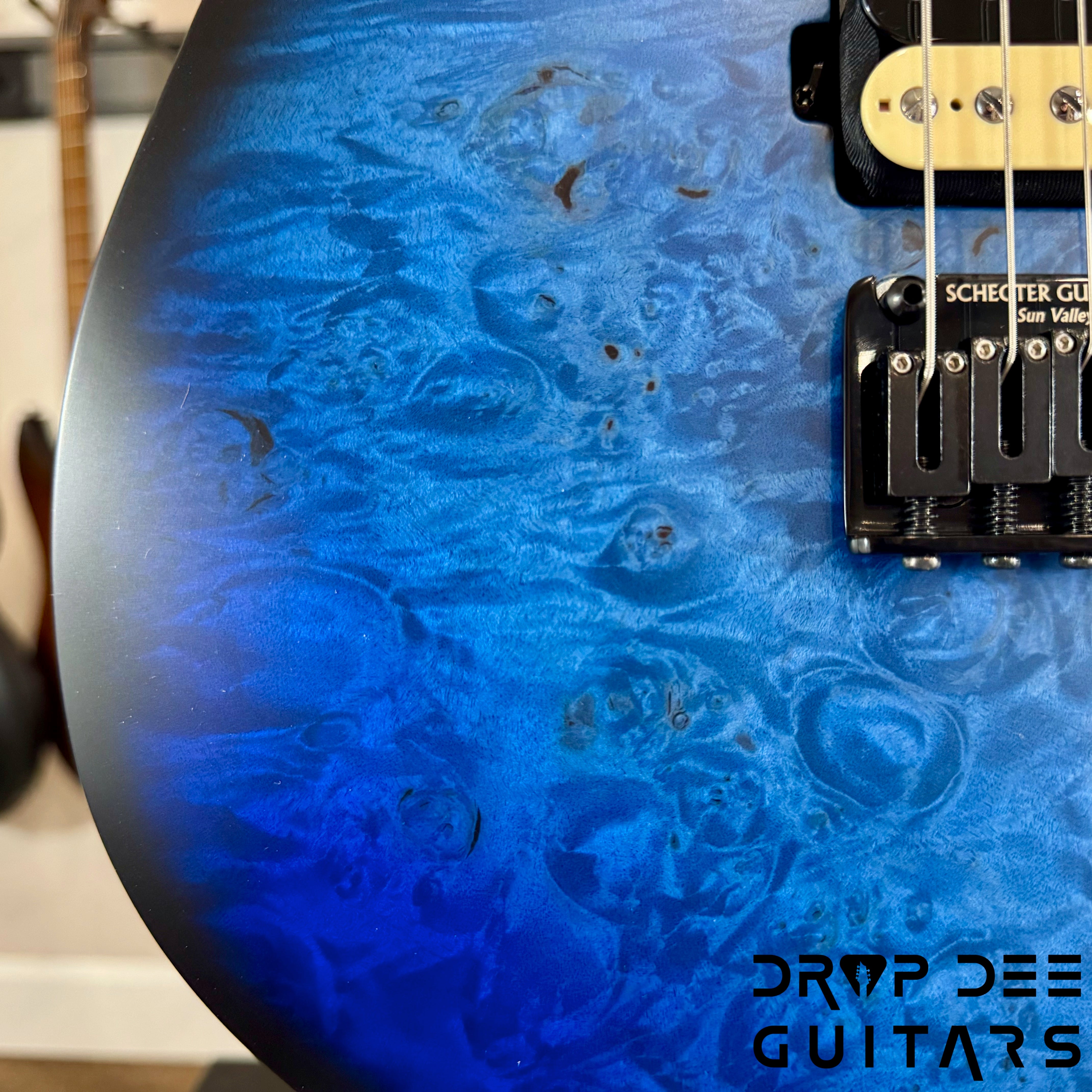 Schecter USA Custom Shop Sunset Custom-II HSS Electric Guitar w/ Case - Ocean Blue Burst Satin