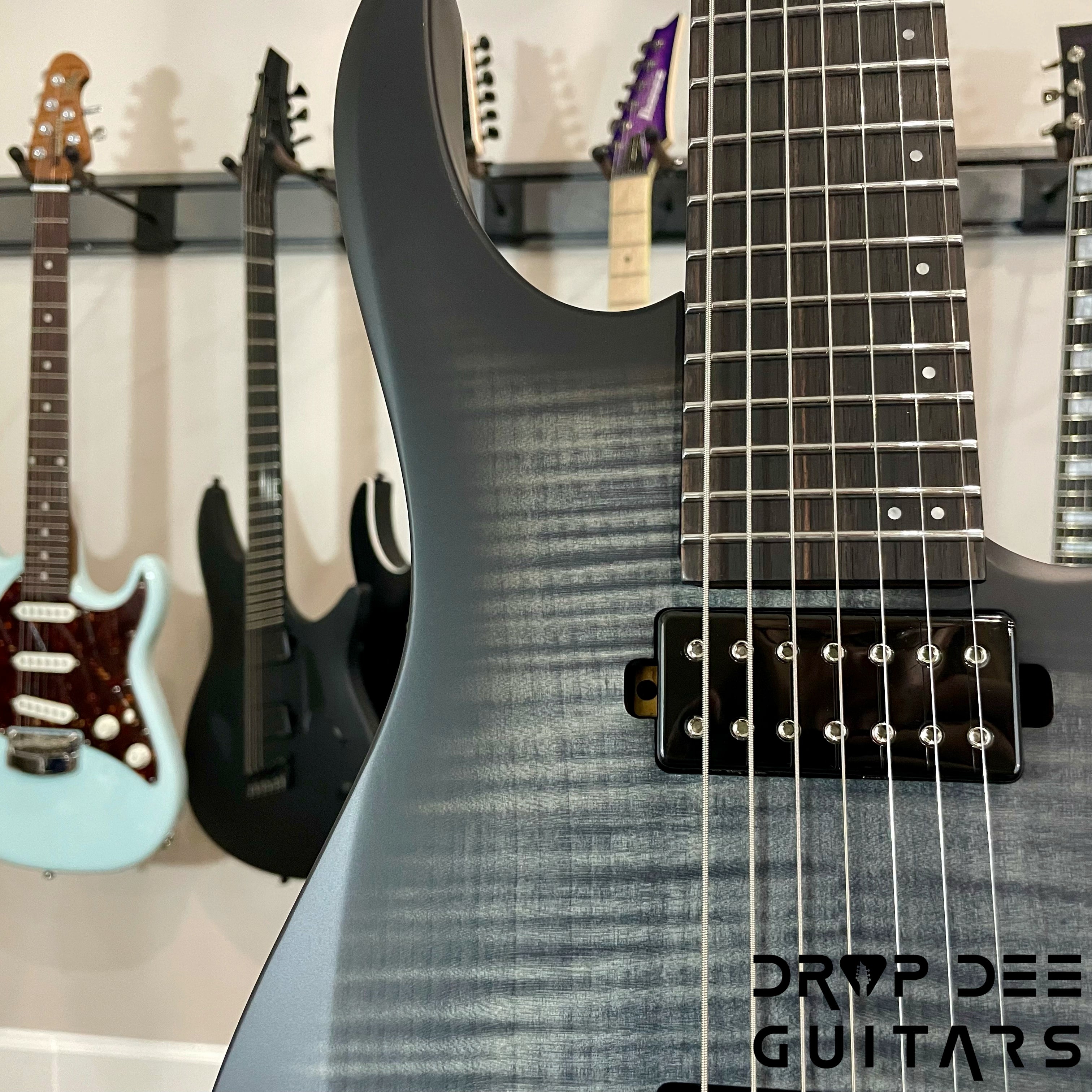 Balaguer Standard Series Diablo Baritone 7-String Electric Guitar w/ Bag