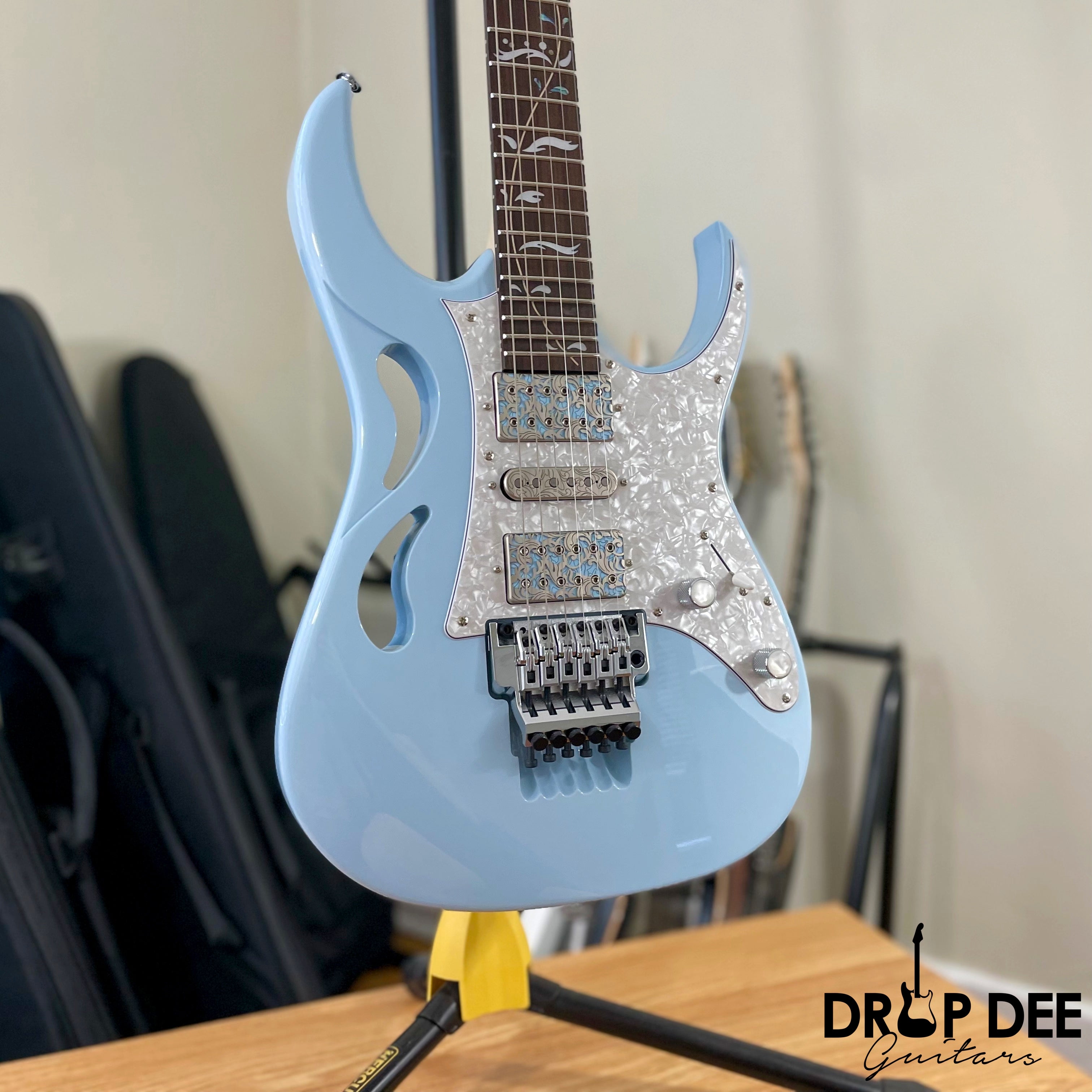 Ibanez Steve Vai Signature PIA3761C Electric Guitar w/ Case