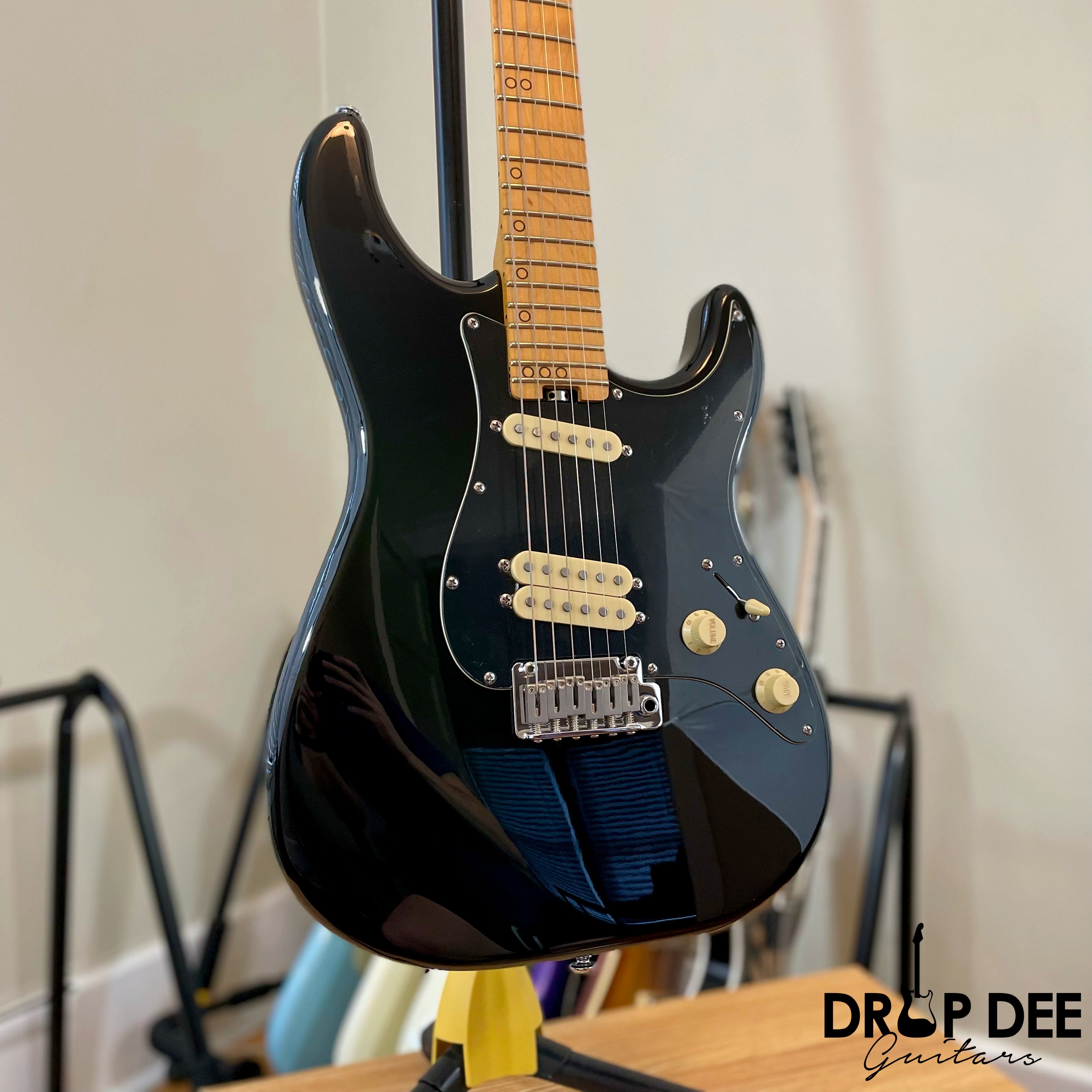 Schecter MV-6 Electric Guitar - Gloss Black