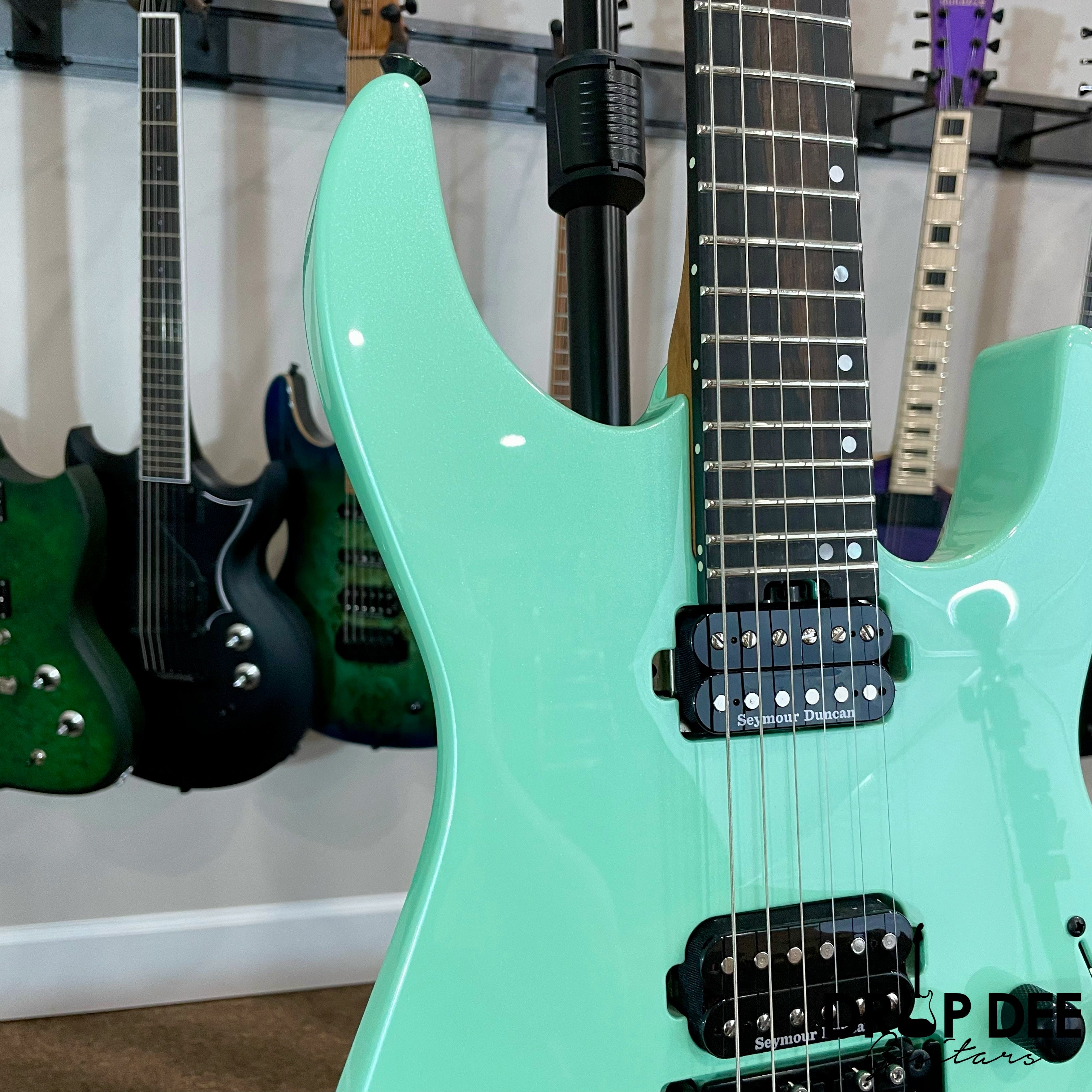 Jackson American Series Virtuoso Electric Guitar w/ Case