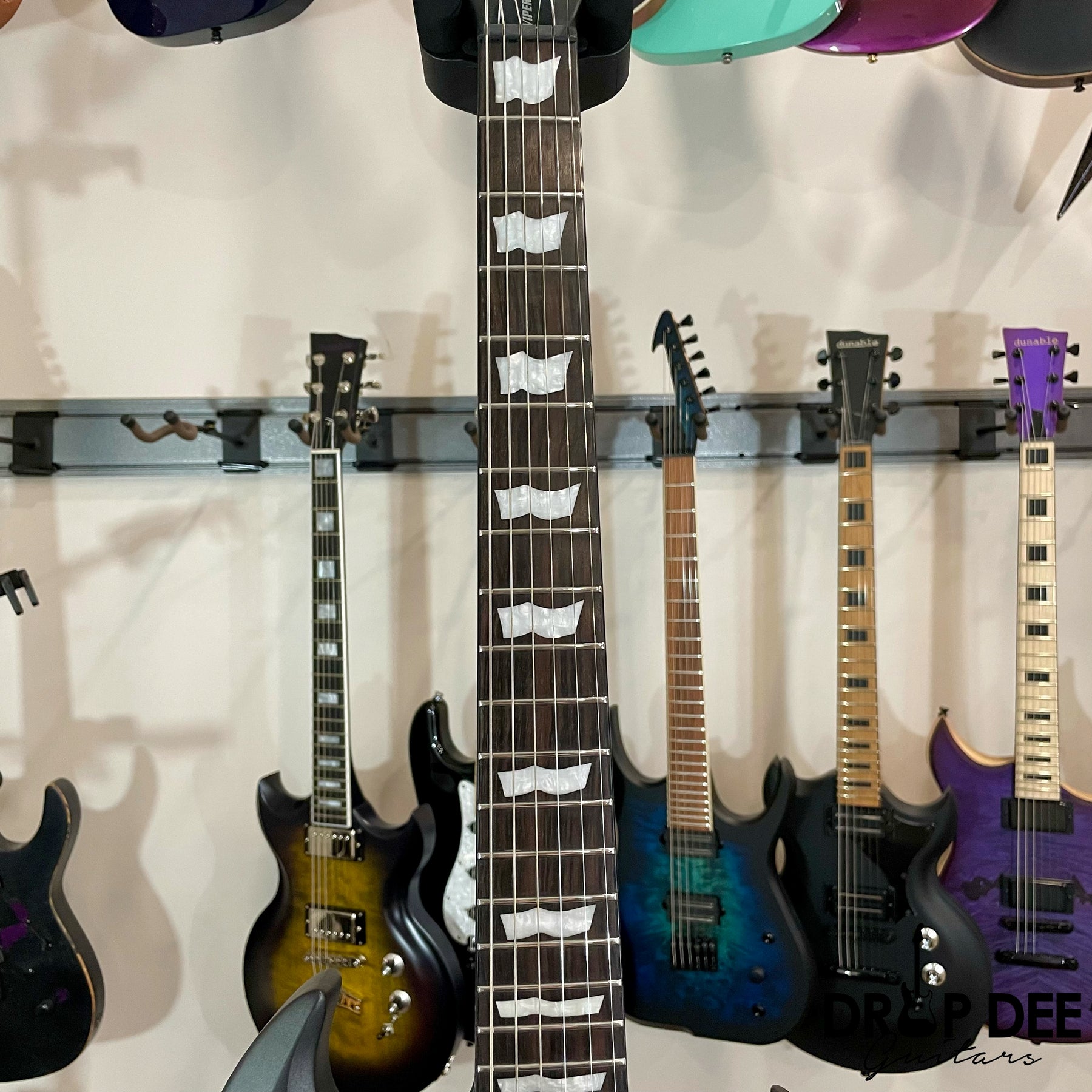 ESP LTD Viper-1000 Evertune Electric Guitar