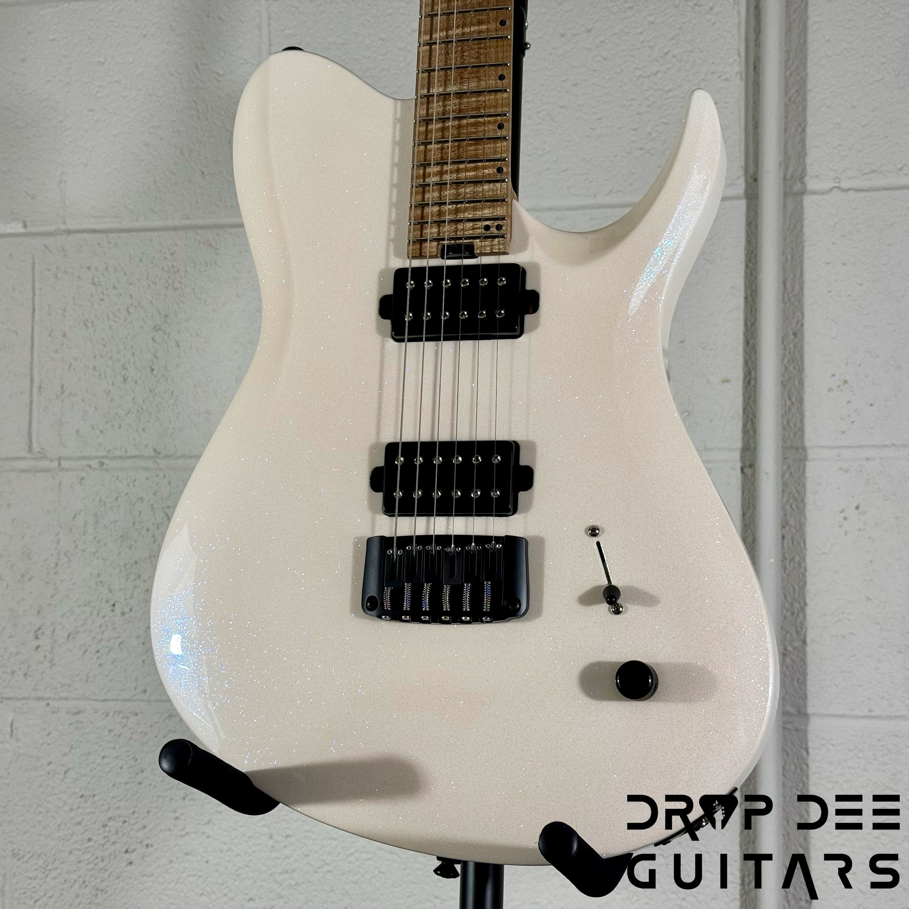 Balaguer USA Series Seraph Modern Electric Guitar w/ Case (424) - Gloss Metallic Jewel White