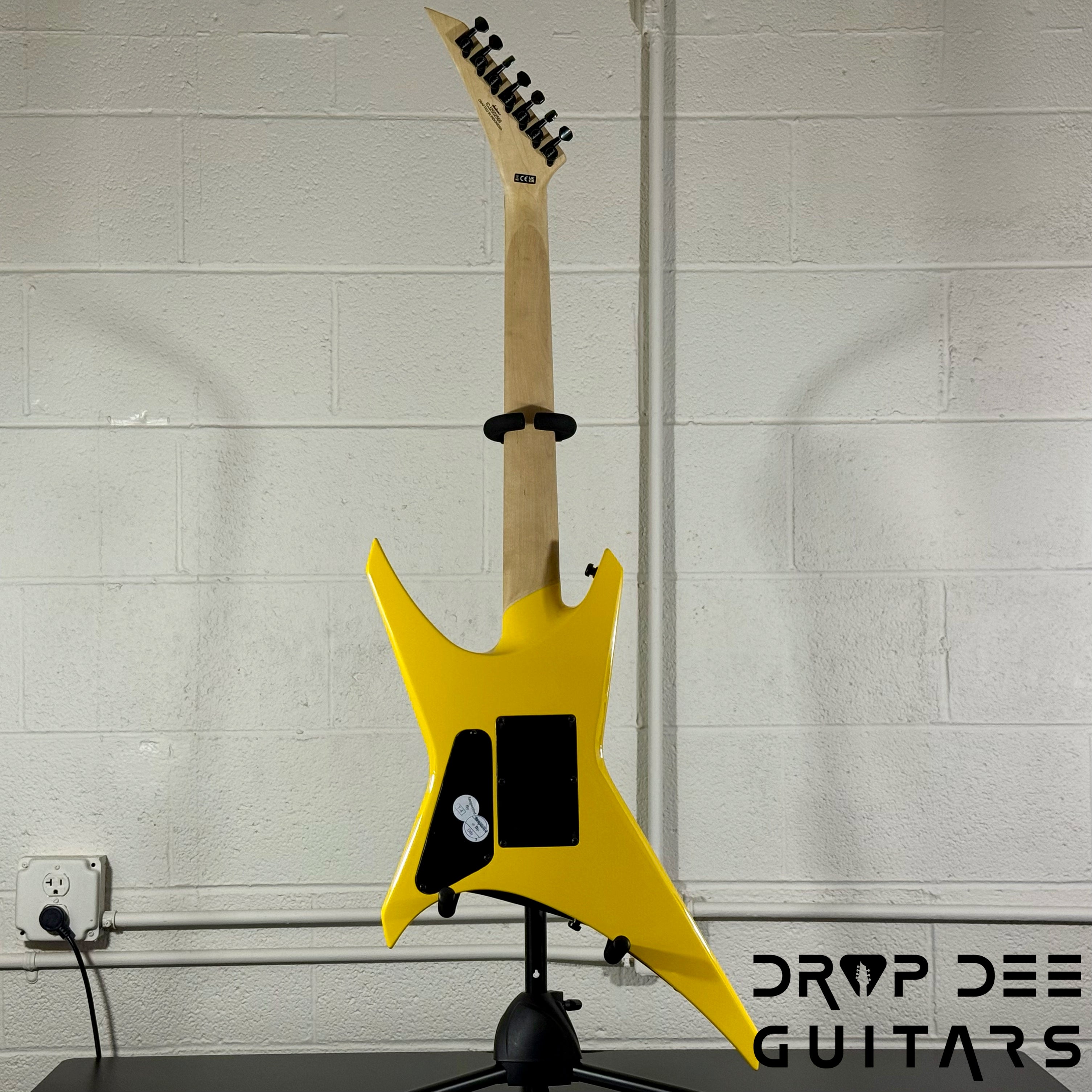 Jackson Pro Series Dave Davidson Signature WR7 Baritone 7-String Electric Guitar w/ Bag - Ferrari Yellow