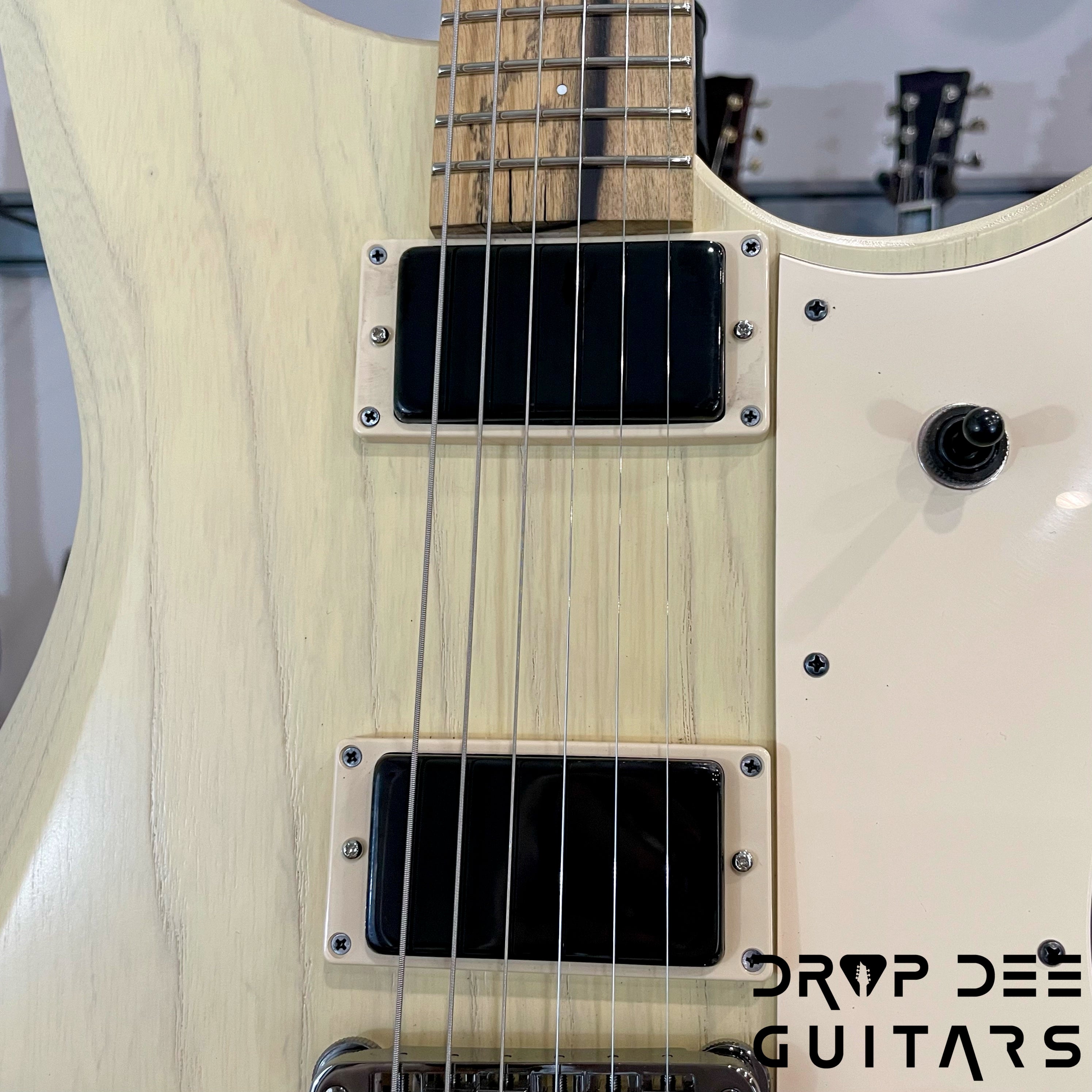 Dunable USA Custom Shop Yeti Electric Guitar w/ Case
