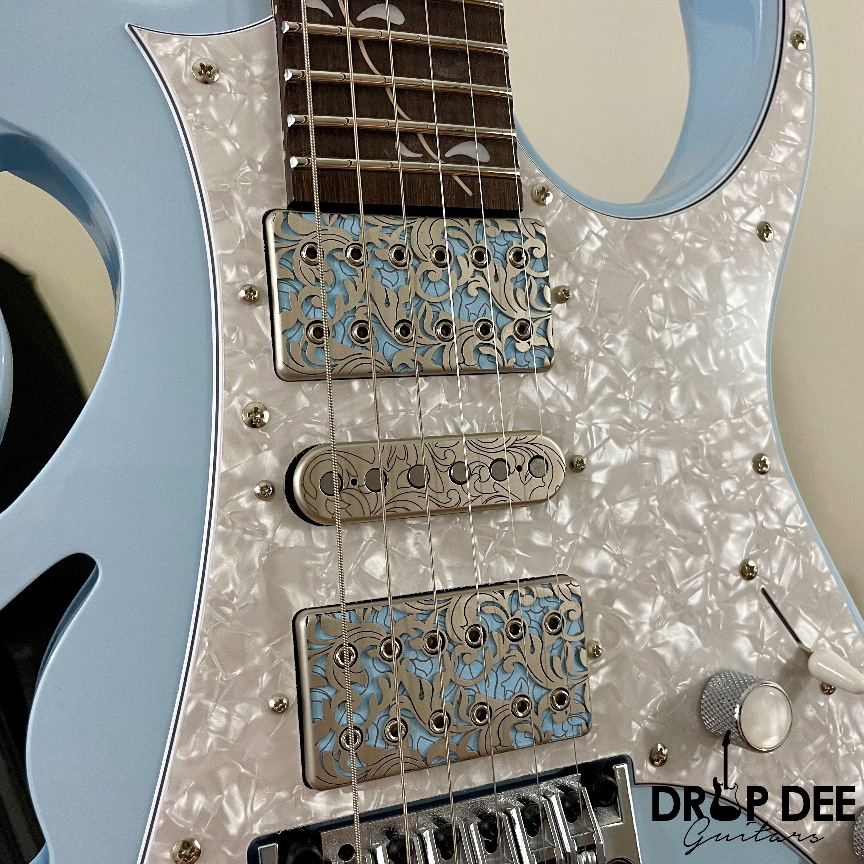 Ibanez Steve Vai Signature PIA3761C Electric Guitar w/ Case