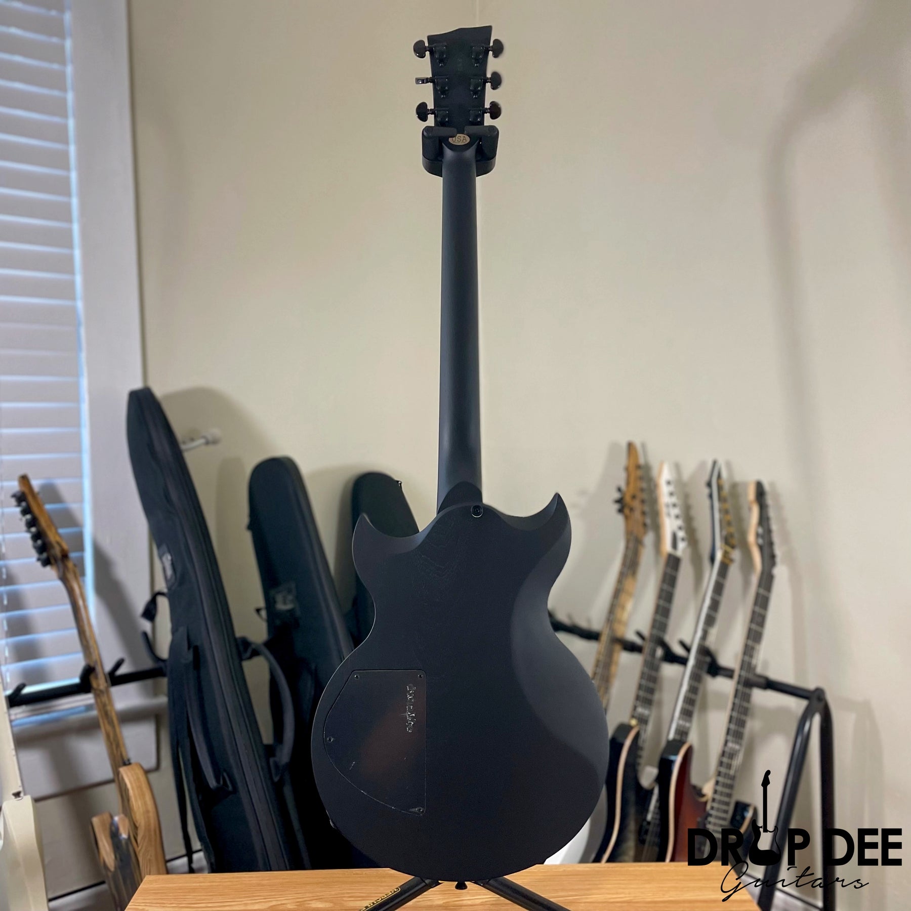 Dunable USA Custom Shop Minotaur Electric Guitar w/ Case