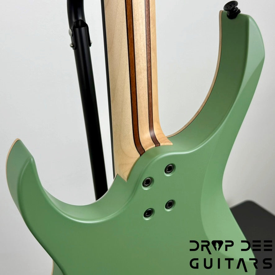 Infinia Ceres 6 Electric Guitar w/ Bag - Imperial Green