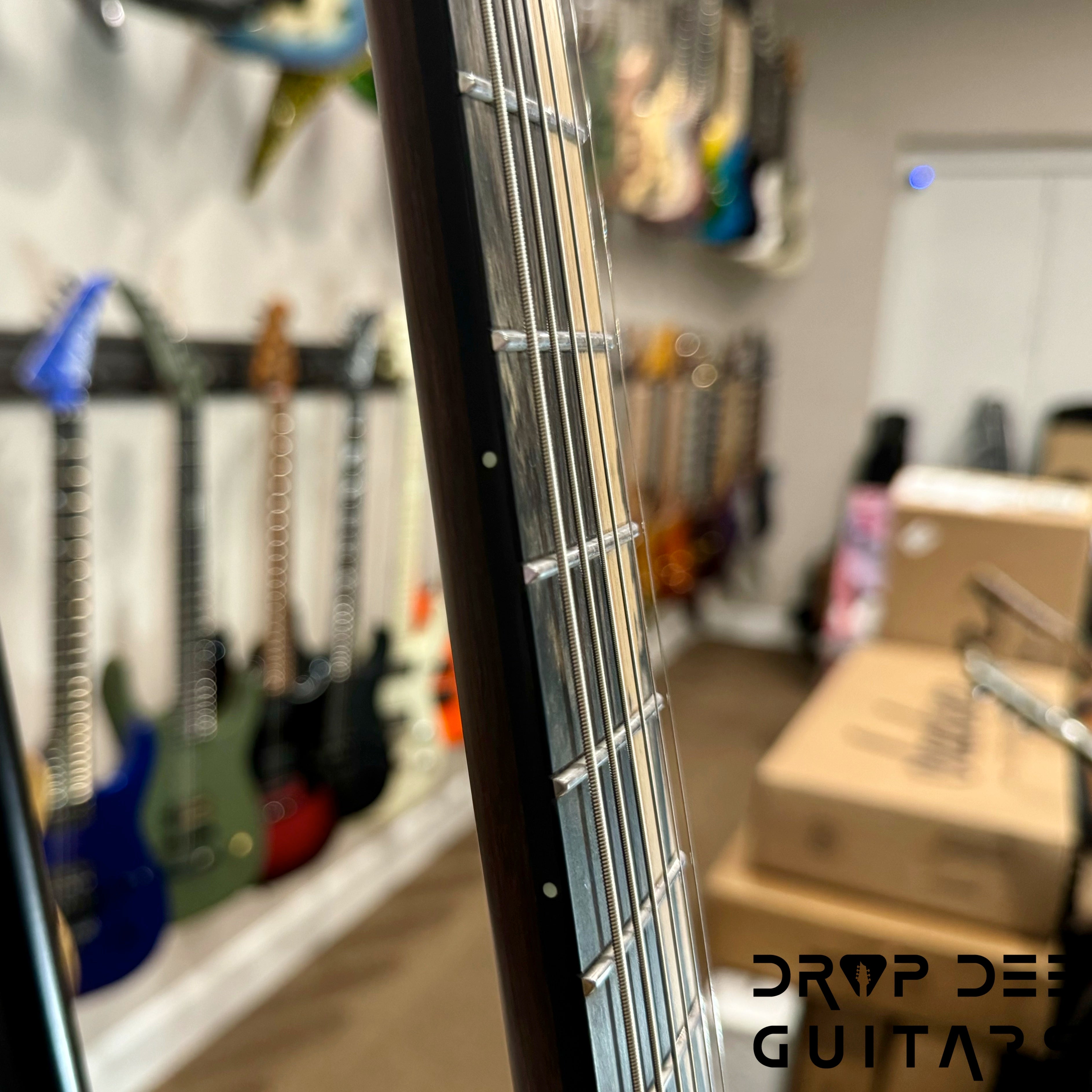 Balaguer DDG Exclusive Select Series Growler Baritone Electric Guitar w/ Bag (1943)