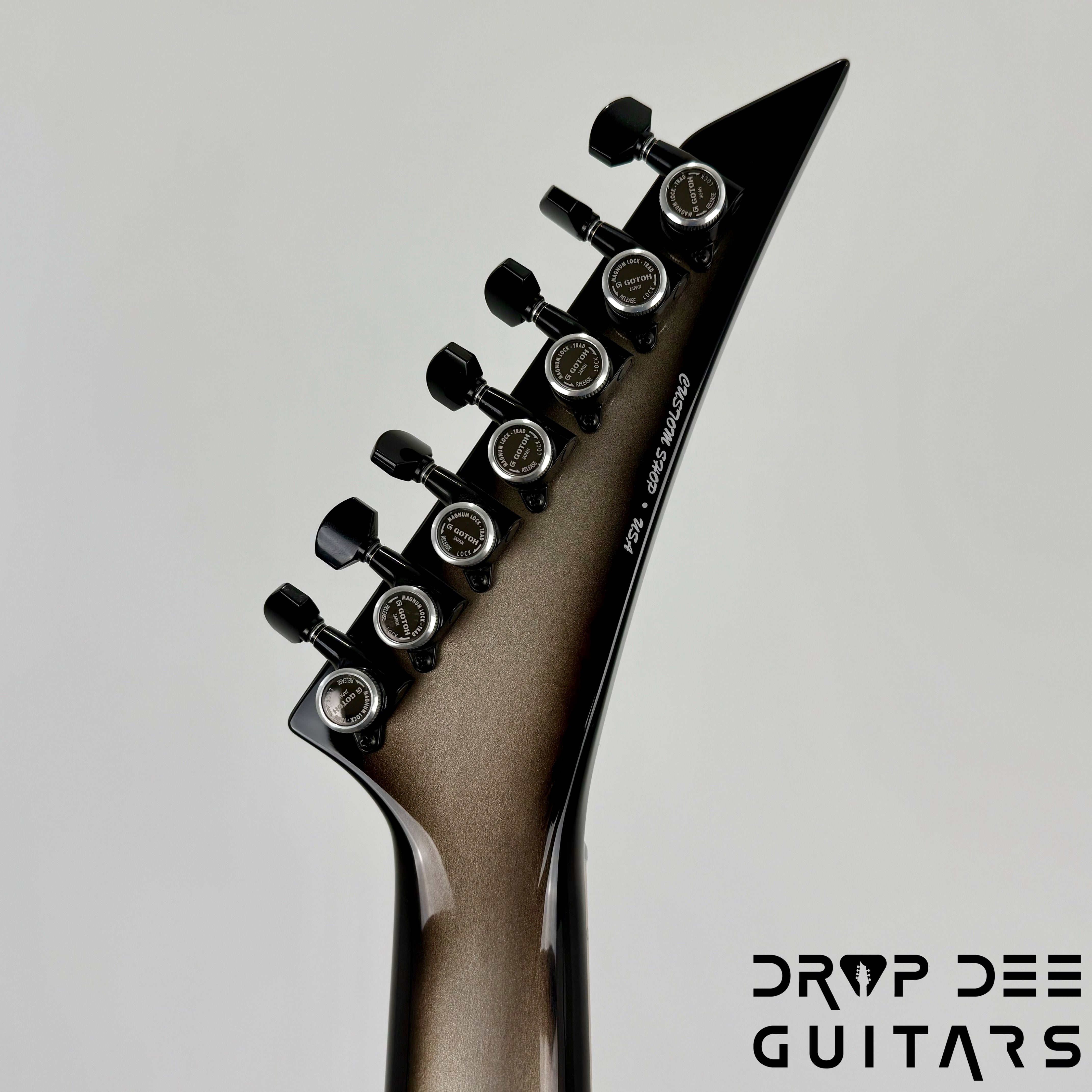 Jackson USA Custom Shop Special Edition King V 7 7-String Electric Guitar w/ Case - Silverburst