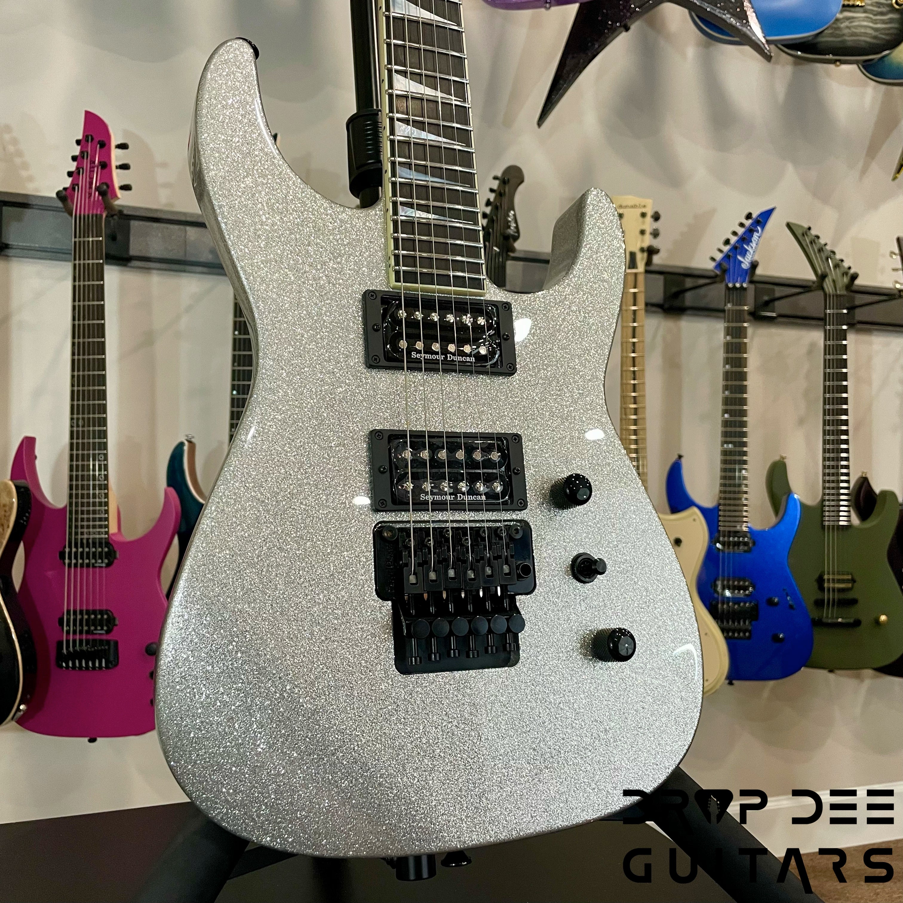 Jackson Custom Shop Soloist FR Electric Guitar w/ Case - Silver Sparkle