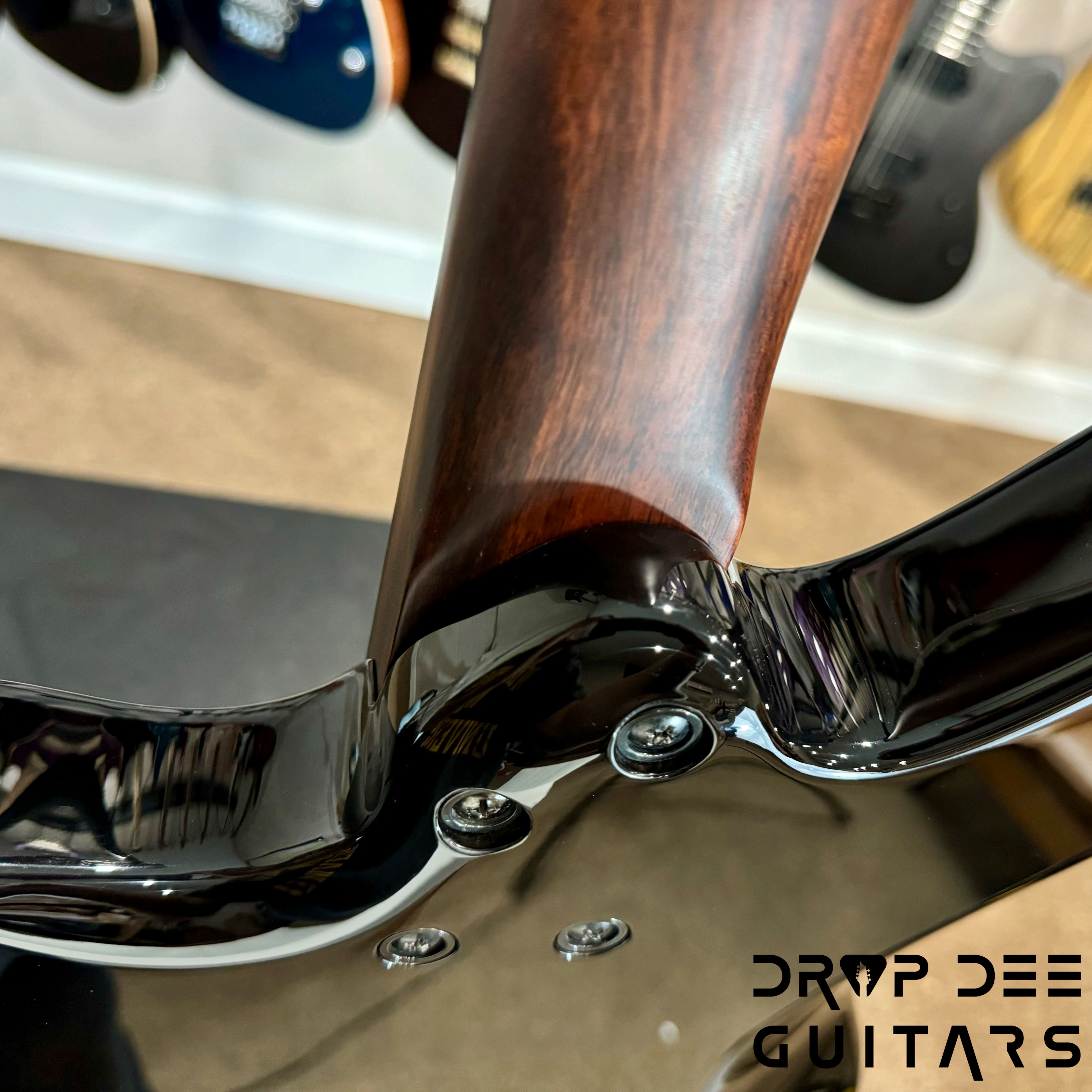 Balaguer DDG Exclusive Select Series Growler Baritone Electric Guitar w/ Bag (1943)