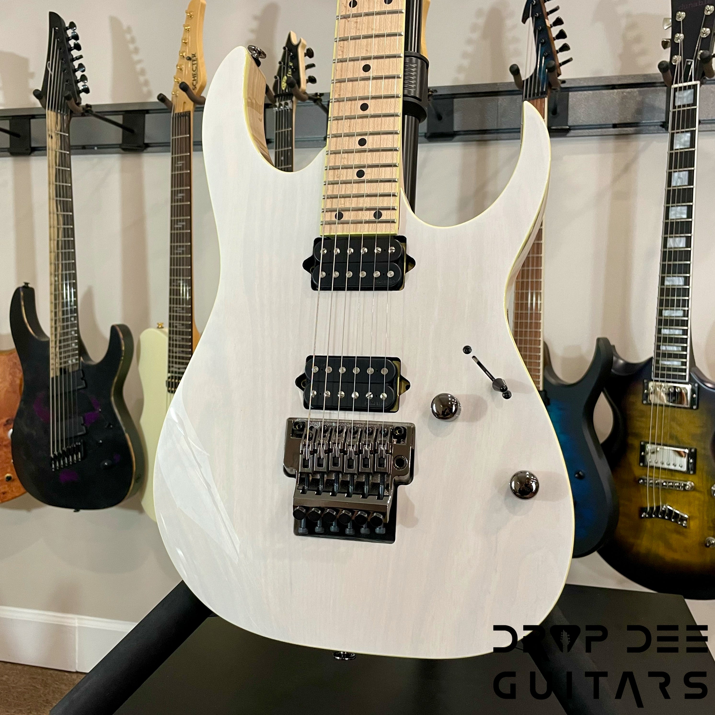 Ibanez Prestige RG652AHM Electric Guitar w/ Case