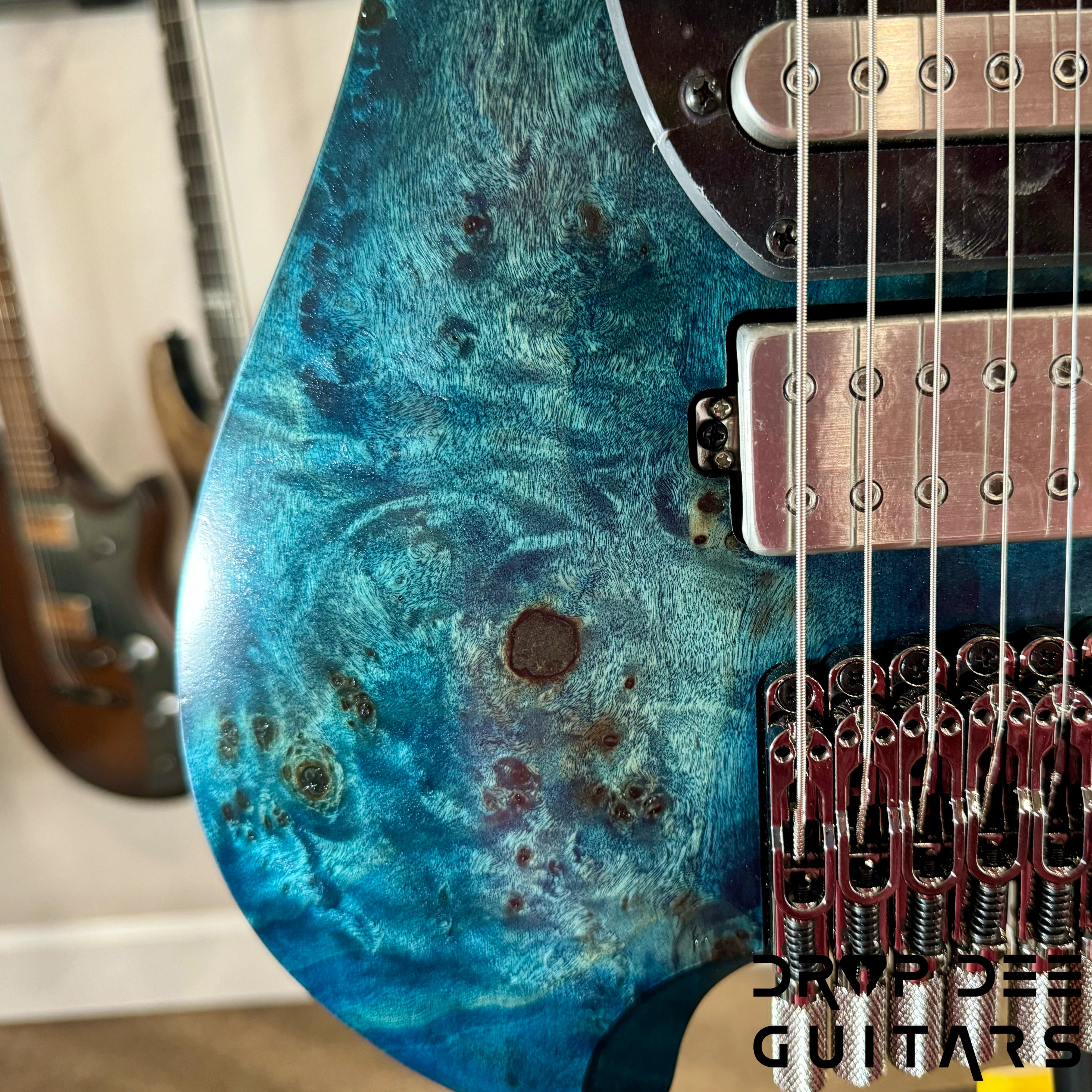 Ibanez Quest Q547PB Headless 7-String Electric Guitar w/ Bag - Cosmic Blue Low Gloss