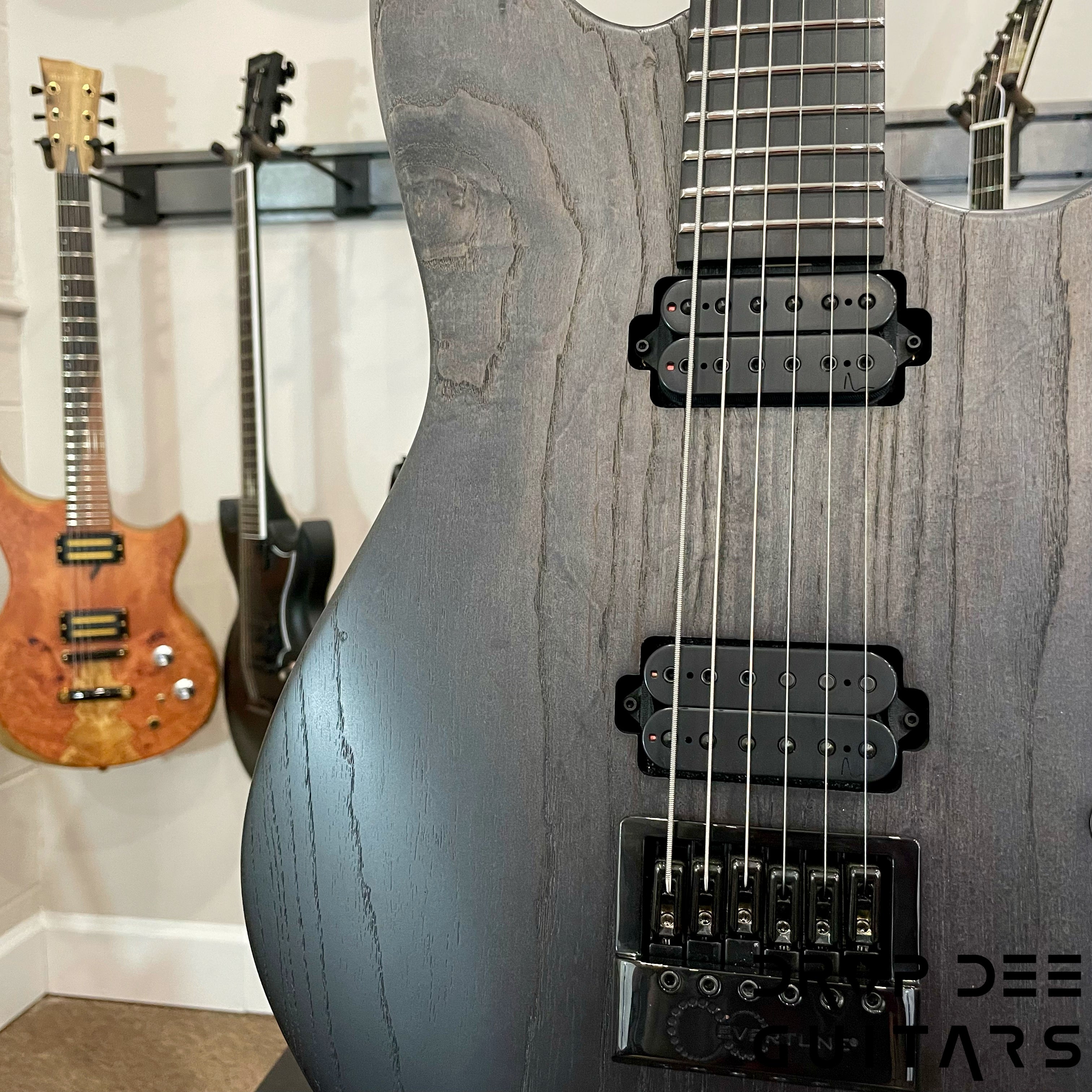 Aviator Maverick 6 Baritone Evertune Pilot Edition Electric Guitar w/ Case