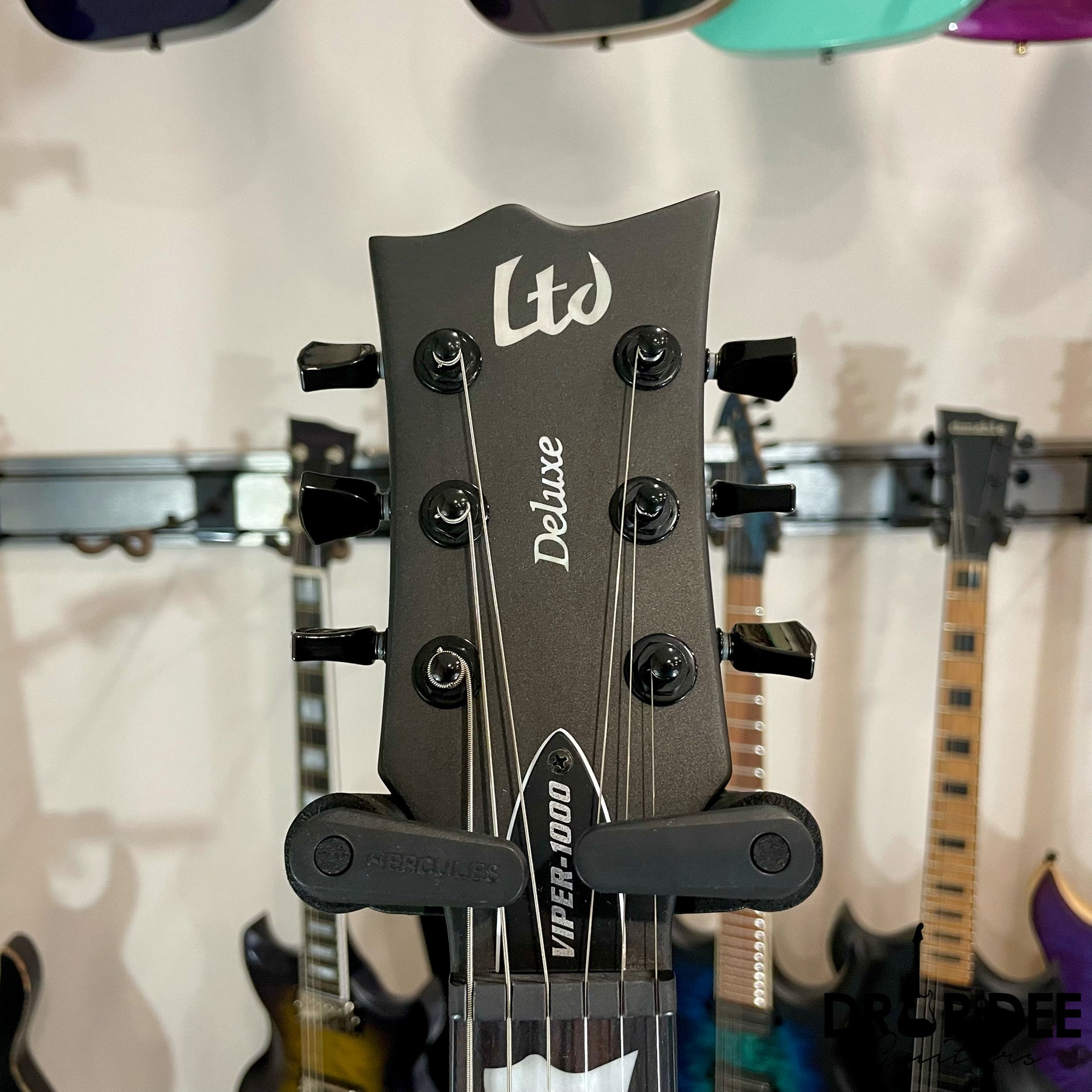 ESP LTD Viper-1000 Evertune Electric Guitar