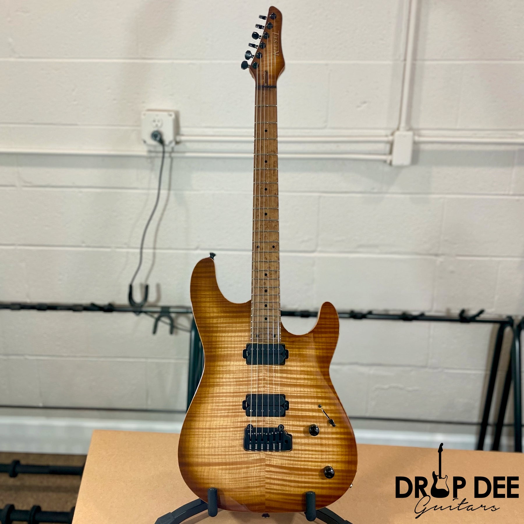 Kiesel Theos Electric Guitar w/ Case