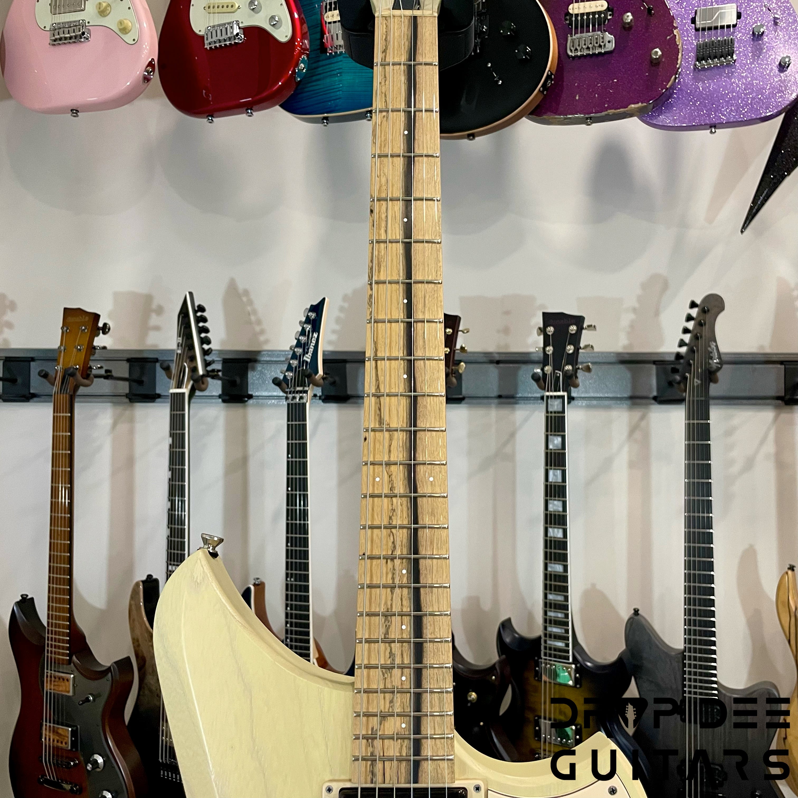 Dunable USA Custom Shop Yeti Electric Guitar w/ Case