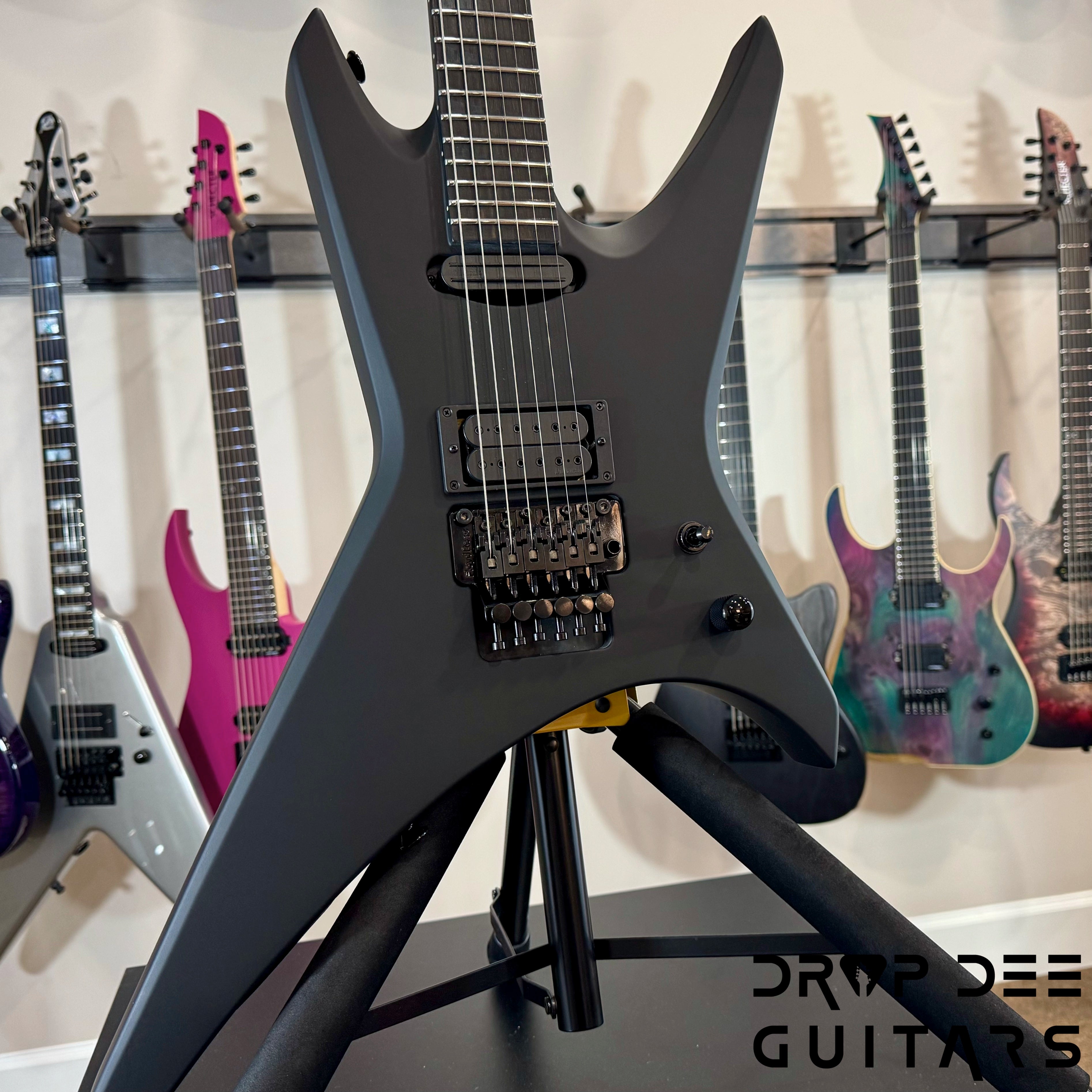 Jackson Custom Shop Warrior HS Electric Guitar w/ Case (1077) - Blackout