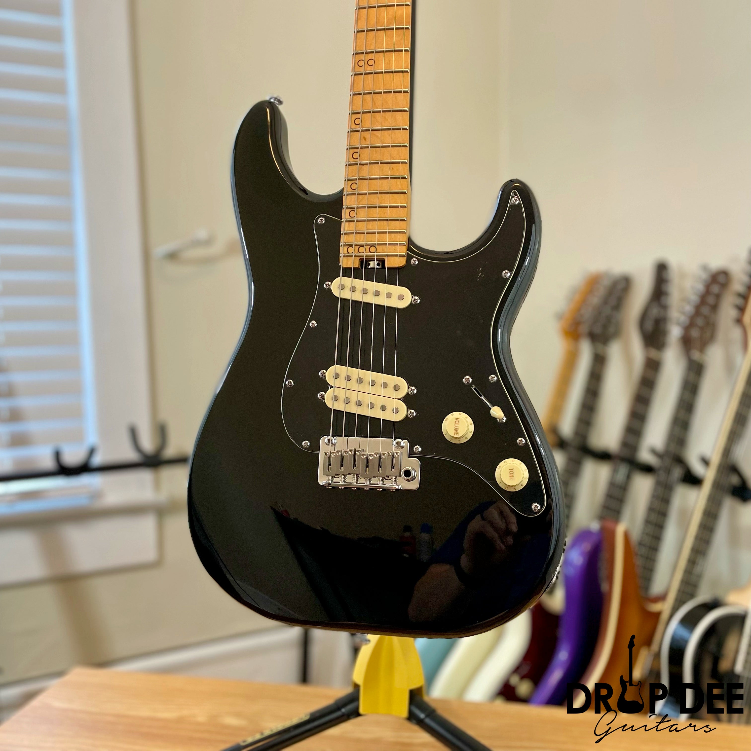 Schecter MV-6 Electric Guitar - Gloss Black