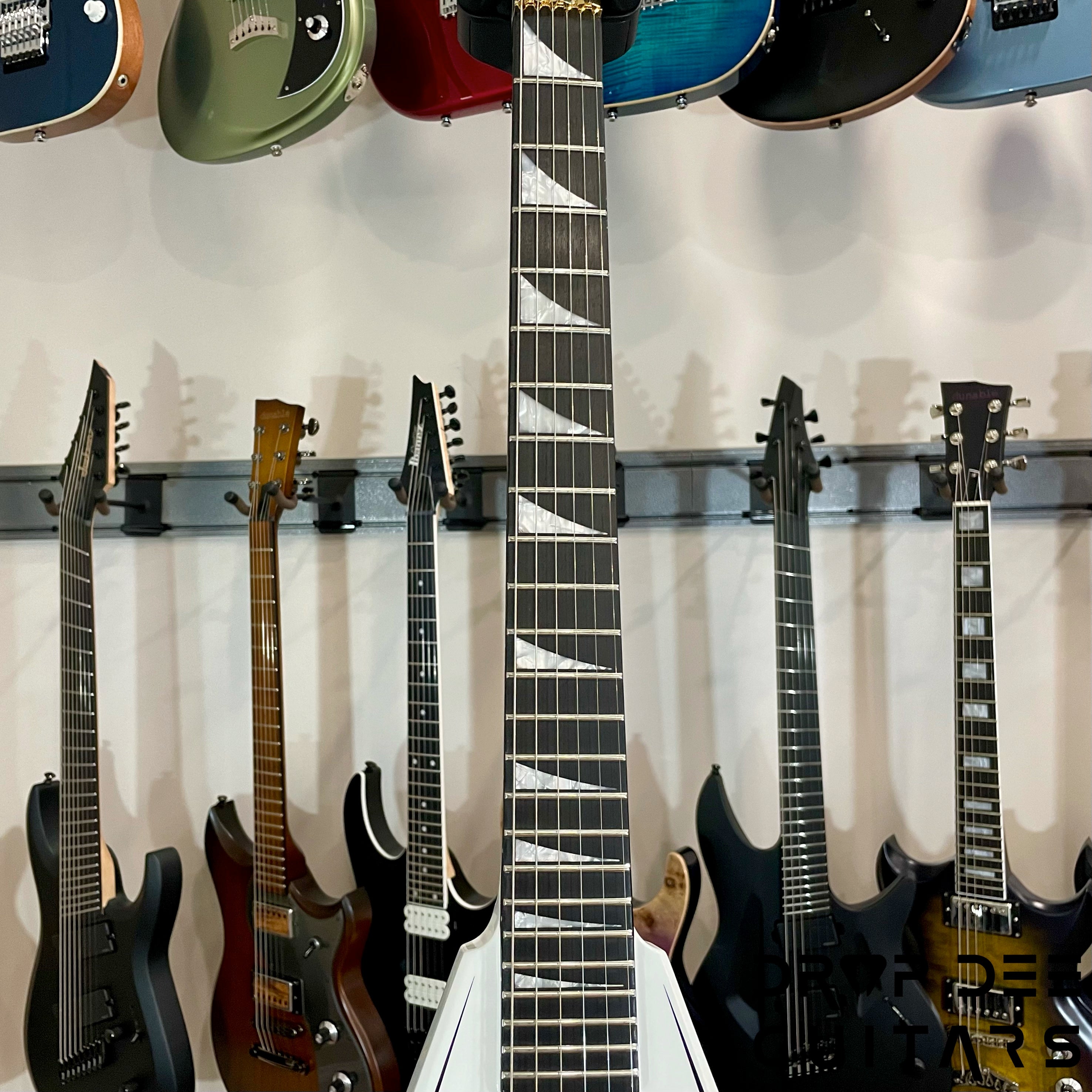 Jackson MJ Series Rhoads RR24MG Electric Guitar w/ Case - White with Black Pinstripes