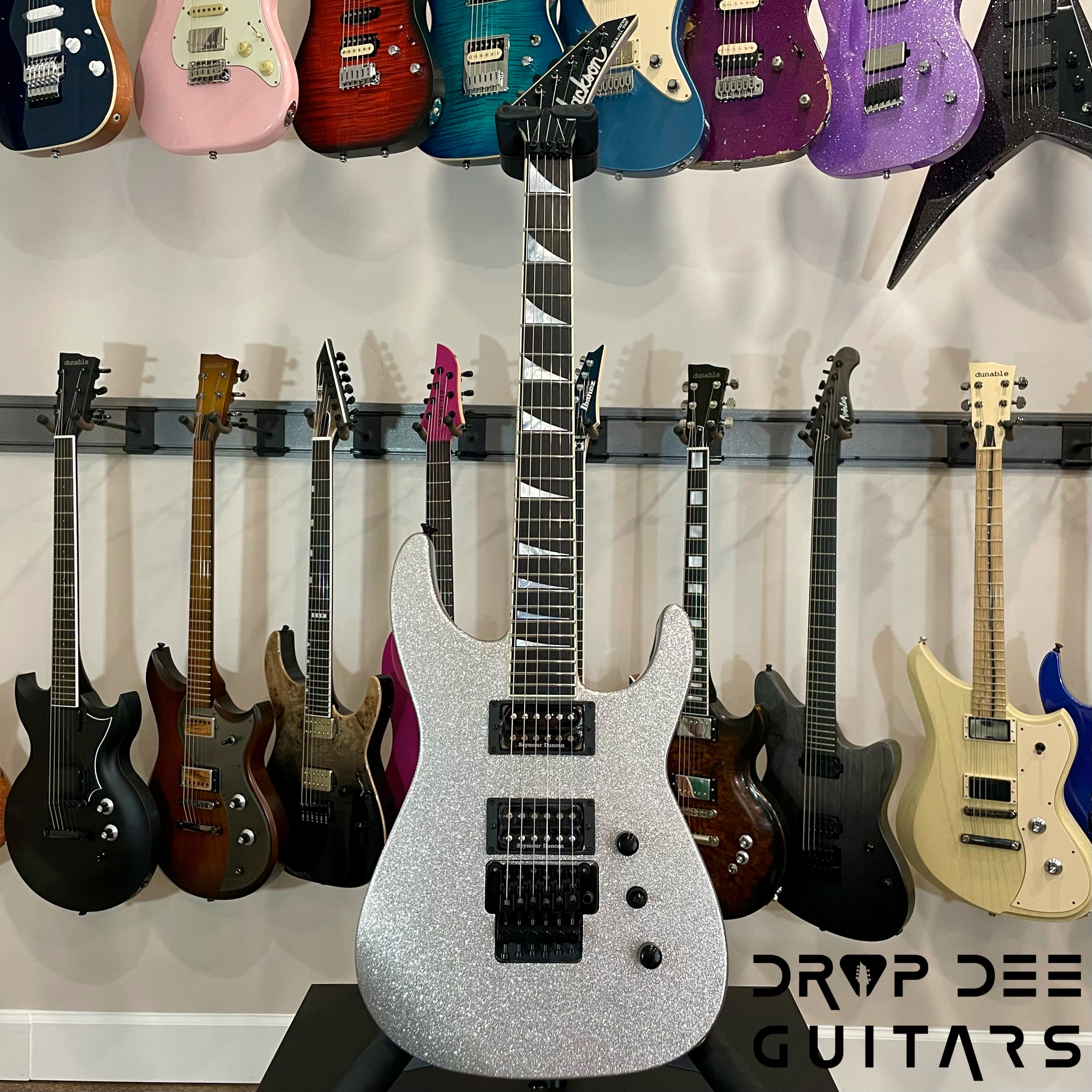 Jackson Custom Shop Soloist FR Electric Guitar w/ Case - Silver Sparkle