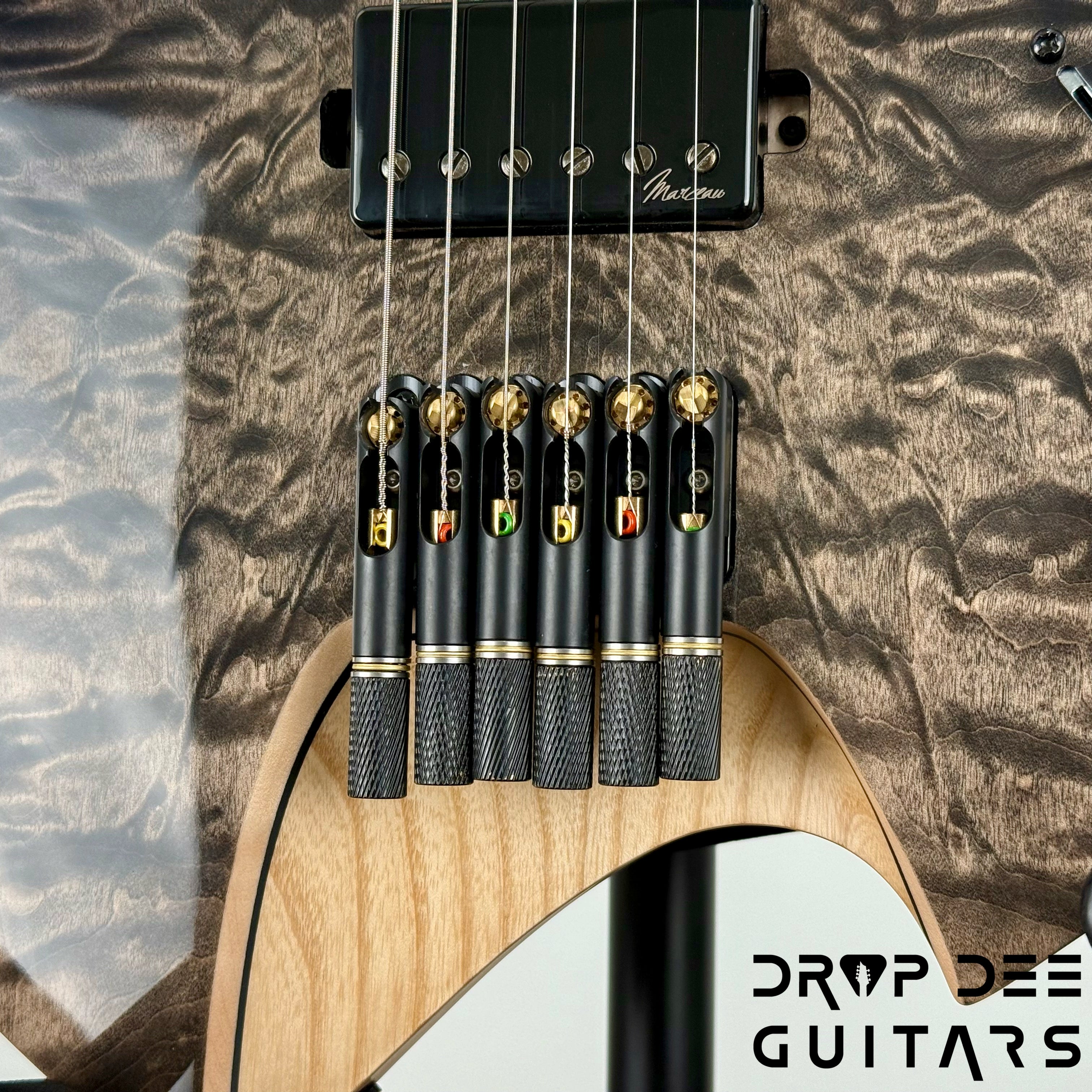 Infinia Neptune Headless Electric Guitar w/ Bag - Obsidian Black