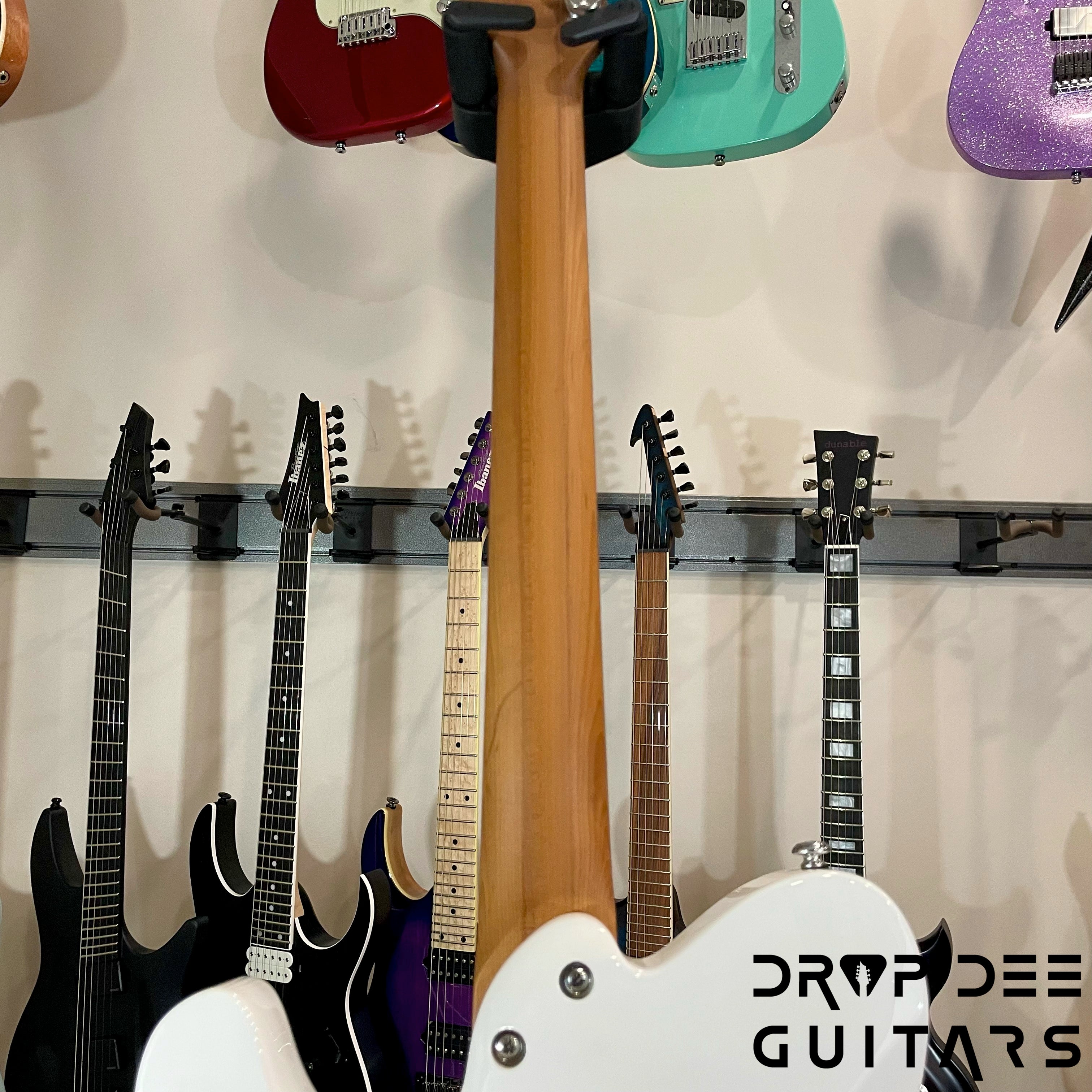 Balaguer Standard Series Thicket Electric Guitar w/ Bag - Solid White