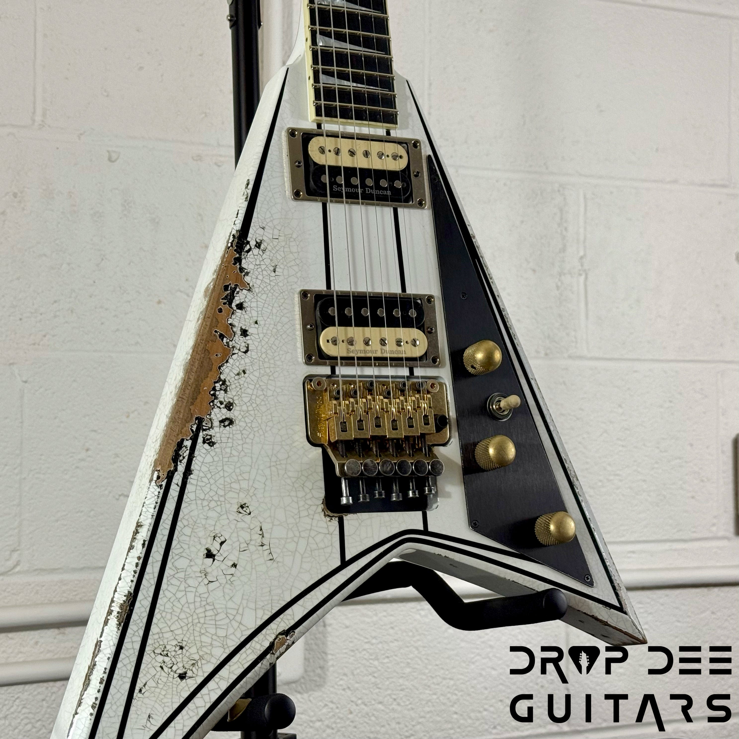 Jackson USA Custom Shop Special Edition Rhoads Electric Guitar w/ Case - Snow White w/ Black Vintage Pinstripes, Nitro-Tour Heavy Relic