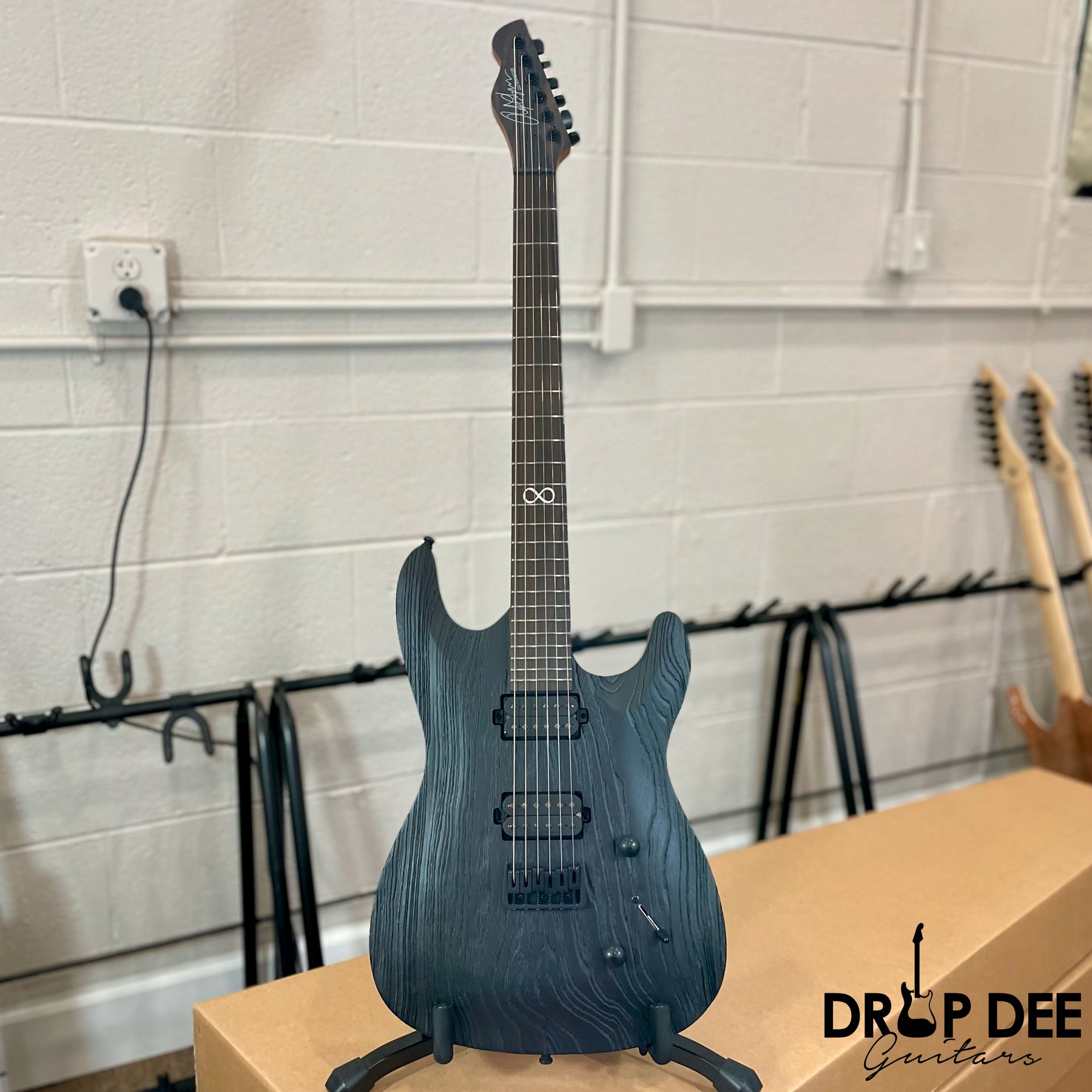 Chapman ML1 Pro Modern Electric Guitar