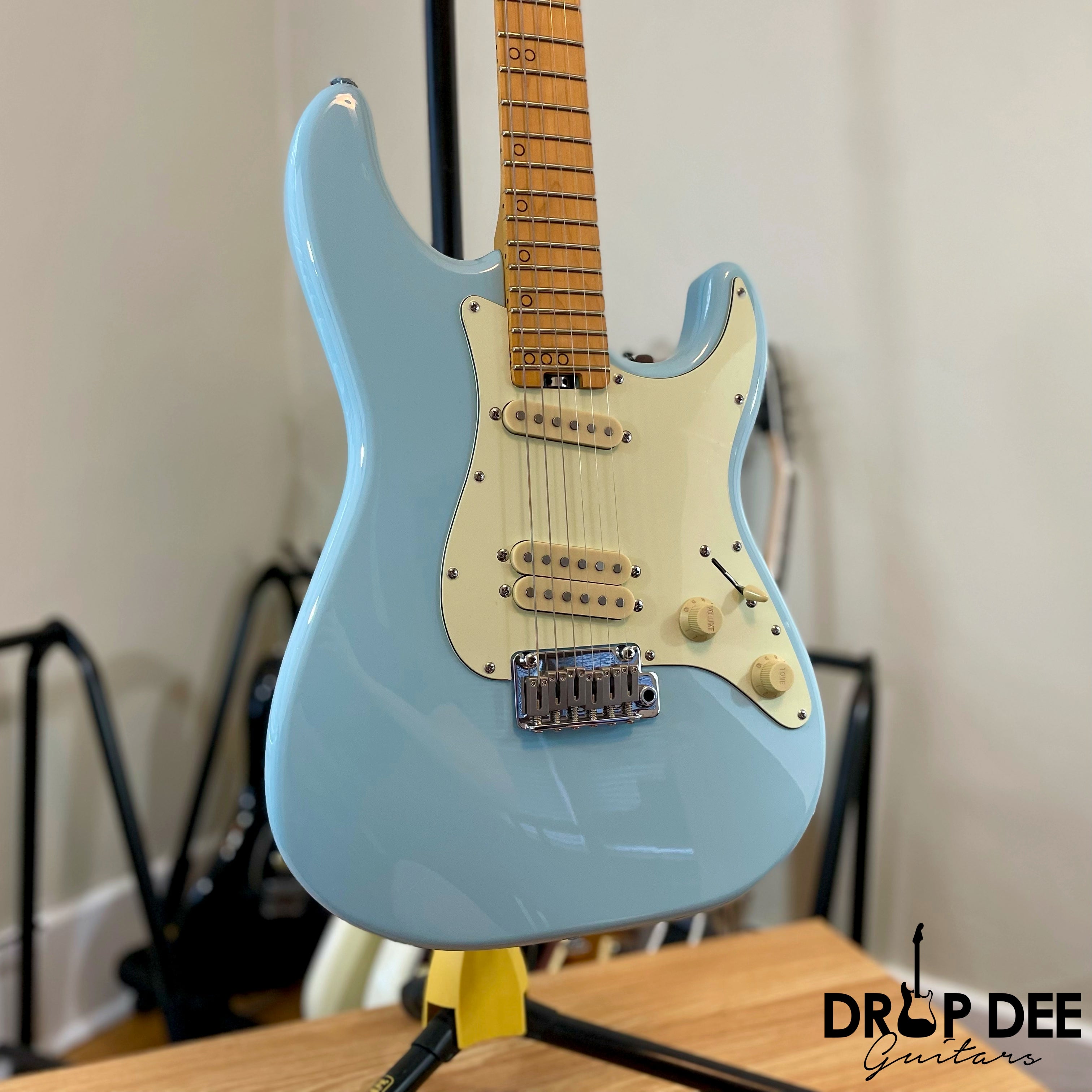 Schecter MV-6 Electric Guitar