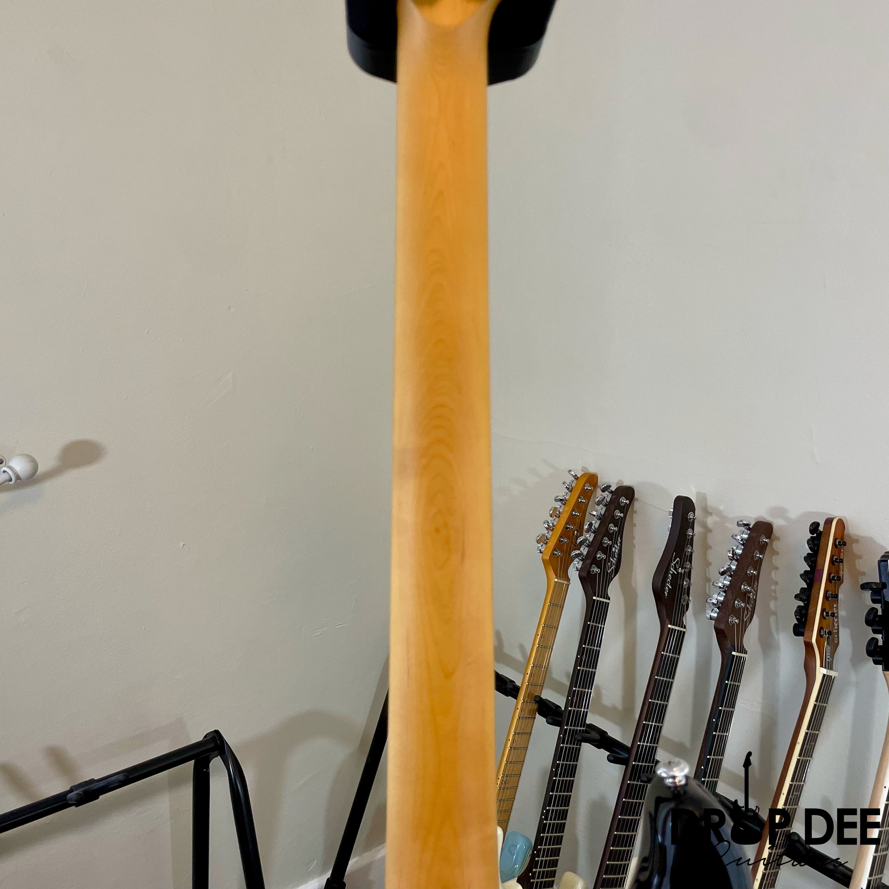 Schecter MV-6 Electric Guitar - Gloss Black