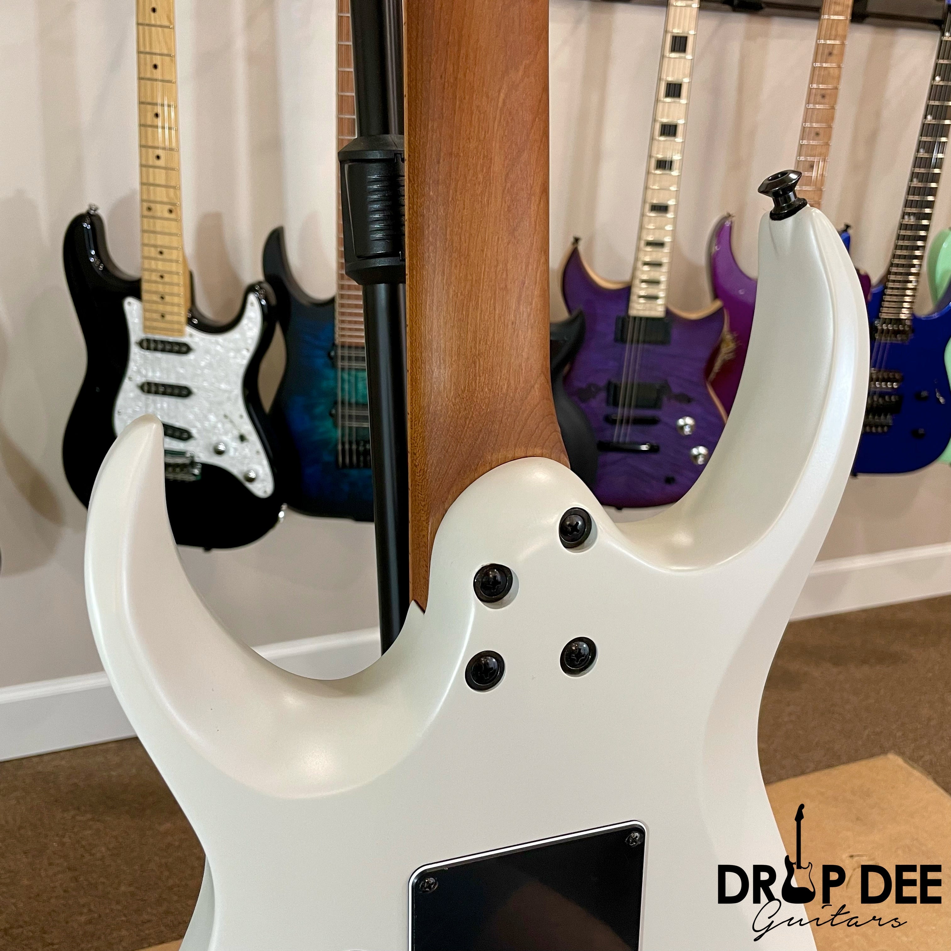 Jackson Pro Series Misha Mansoor Signature Juggernaut ET6 Evertune Electric Guitar