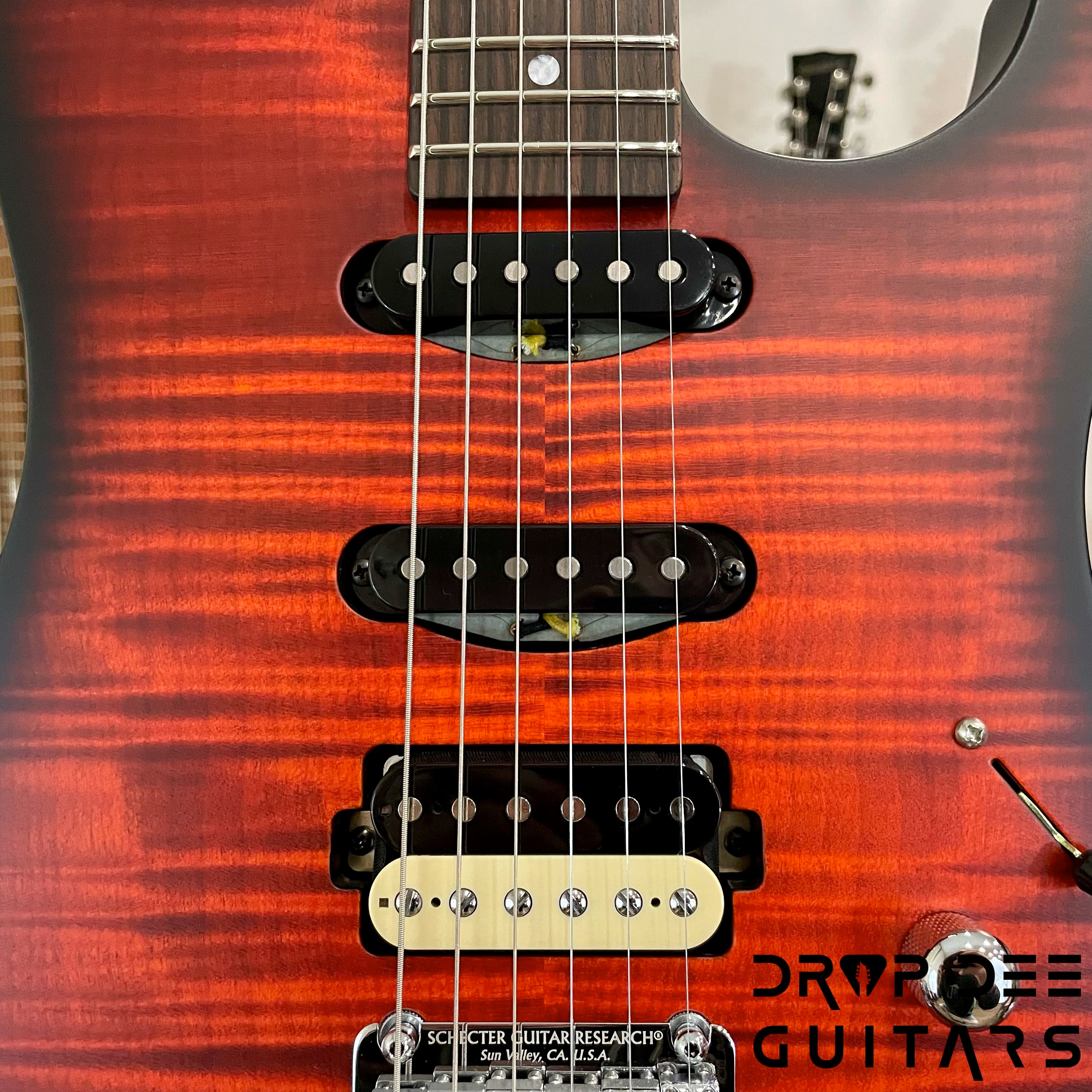 Schecter USA Custom Shop Sunset Custom-II HSS Electric Guitar w/ Case - Tiger Eye Satin