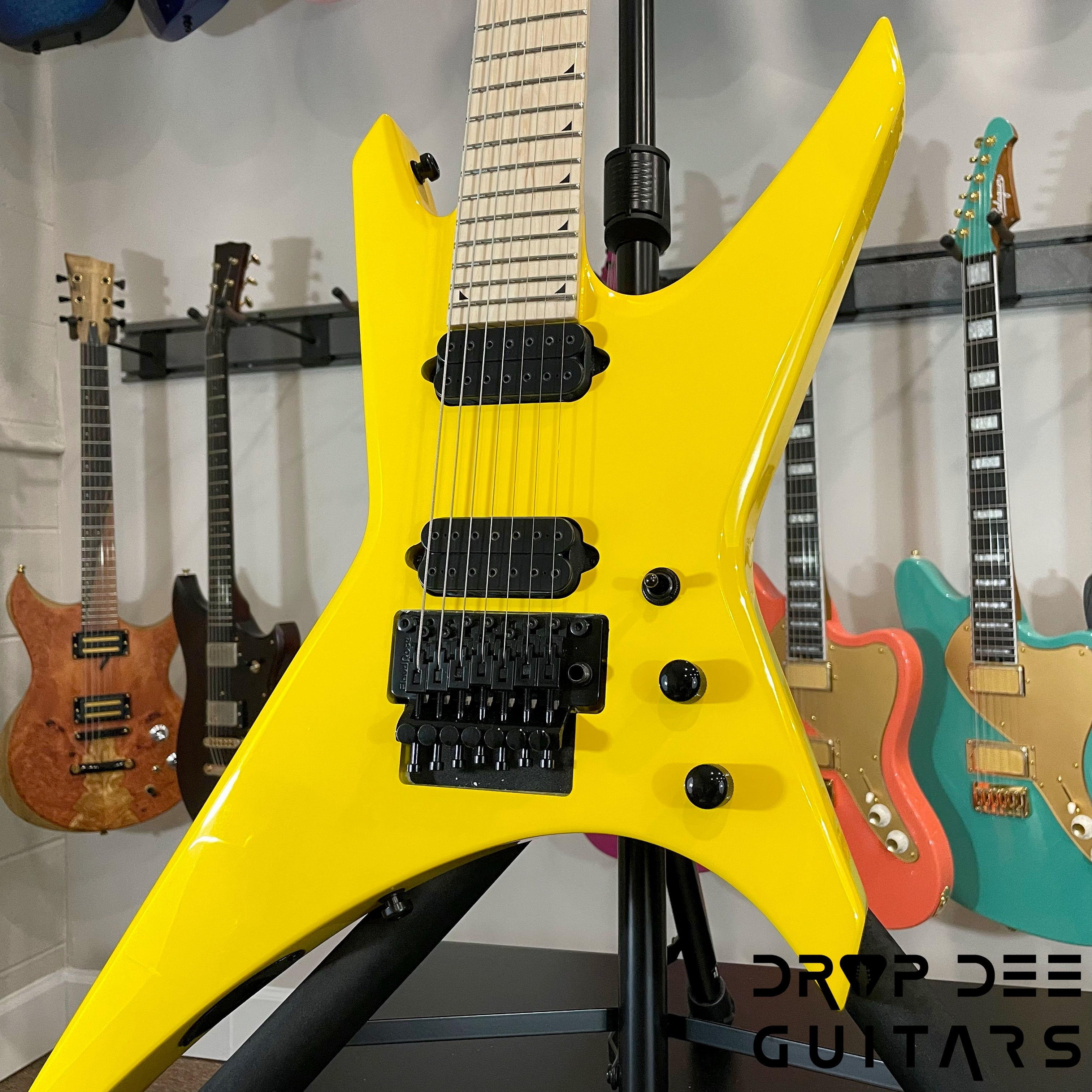 Jackson Pro Series Dave Davidson Signature WR7 Baritone 7-String Electric Guitar w/ Bag