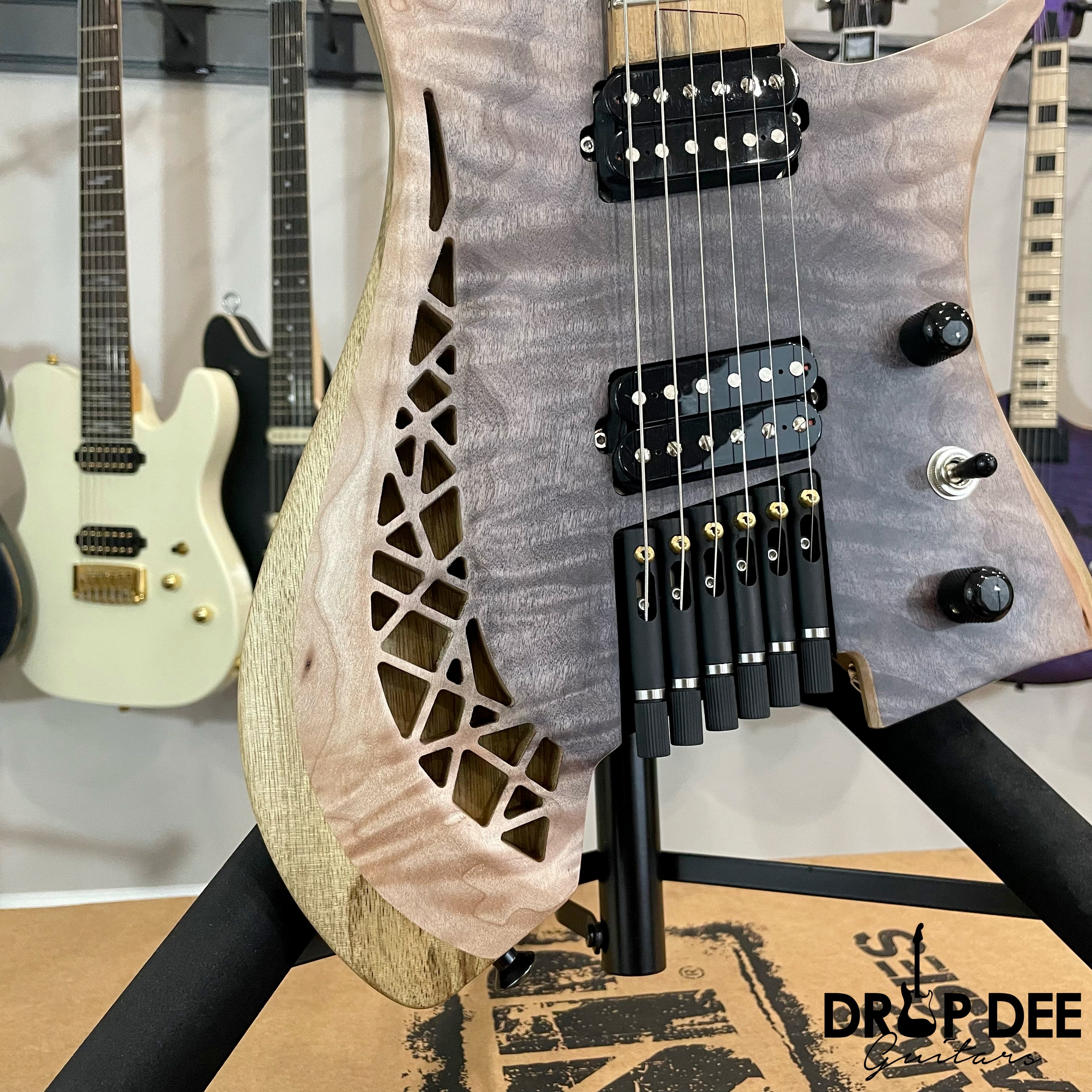 OD Guitars Minerva Headless Multi-Scale Electric Guitar w/ Case - Mid Burst