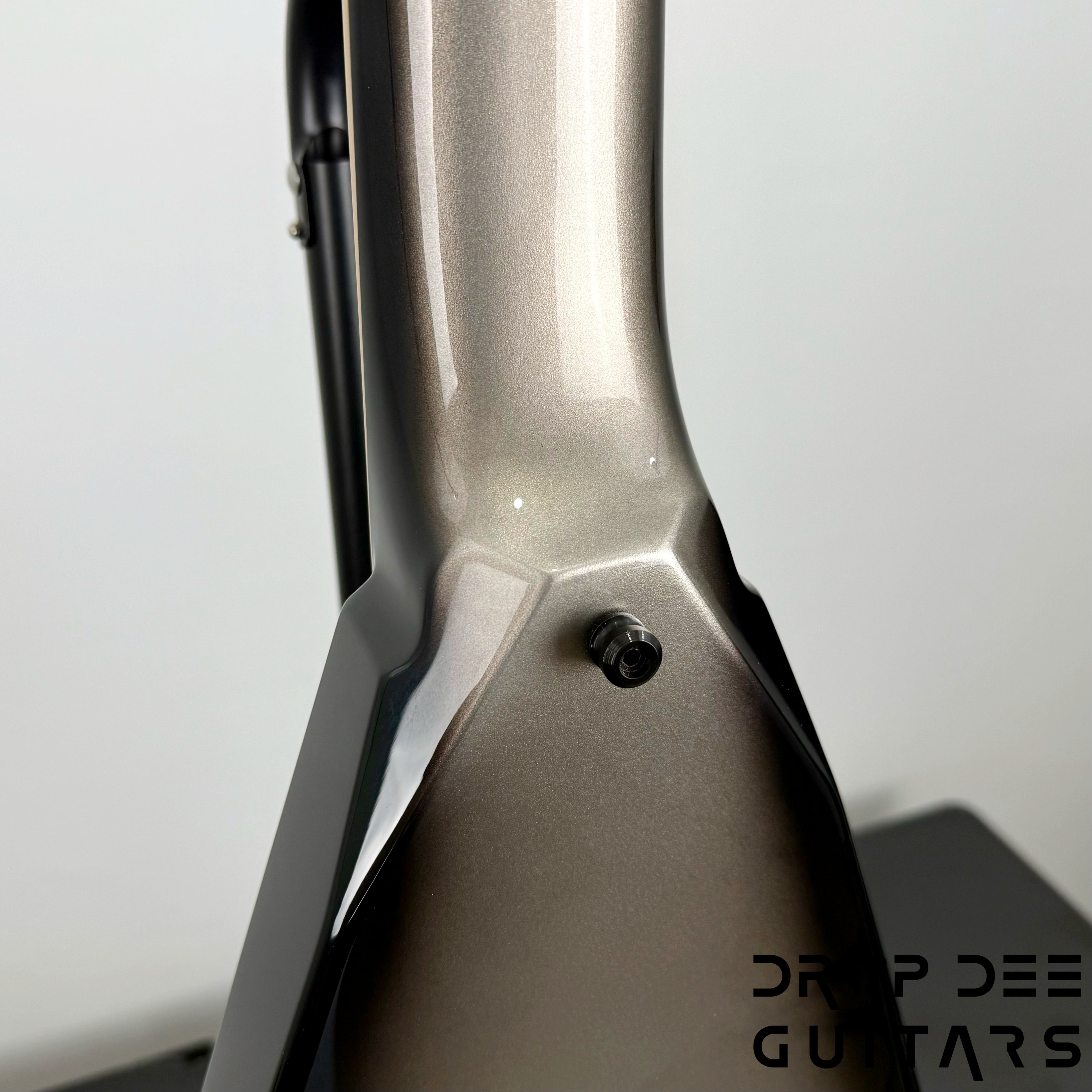 Jackson USA Custom Shop Special Edition King V 7 7-String Electric Guitar w/ Case - Silverburst