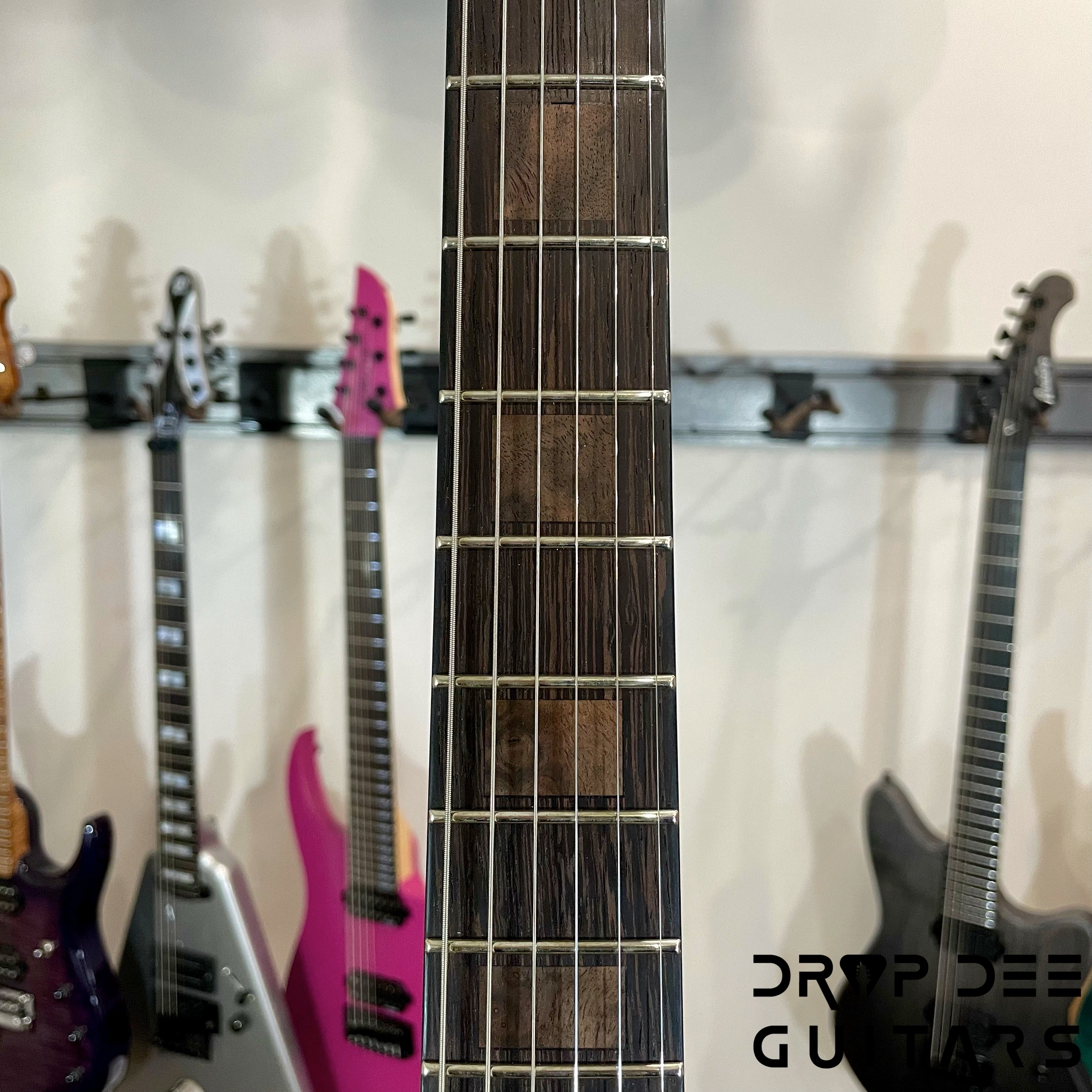 Dunable USA Custom Shop Yeti Electric Guitar w/ Case (4388)
