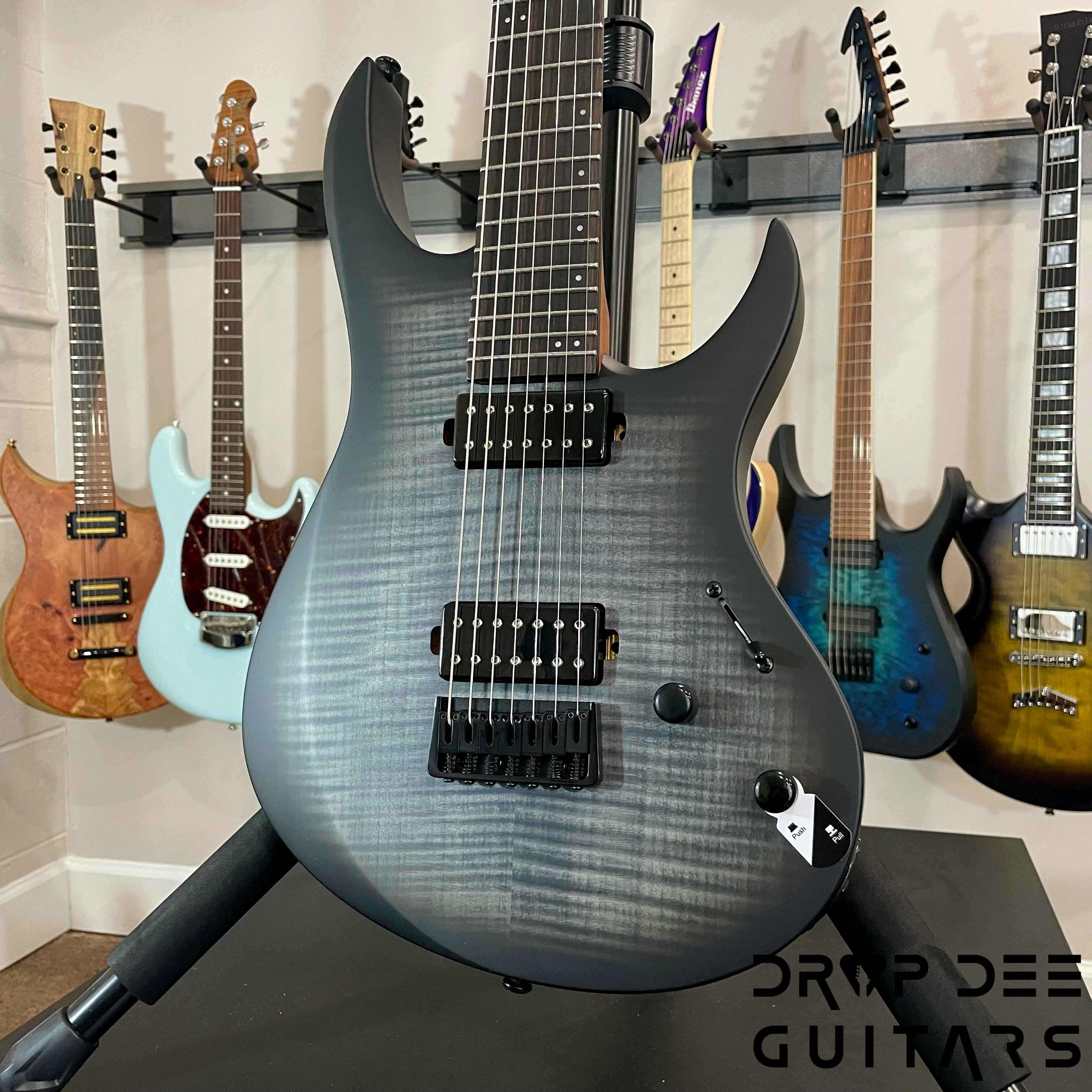 Balaguer Standard Series Diablo Baritone 7-String Electric Guitar w/ Bag